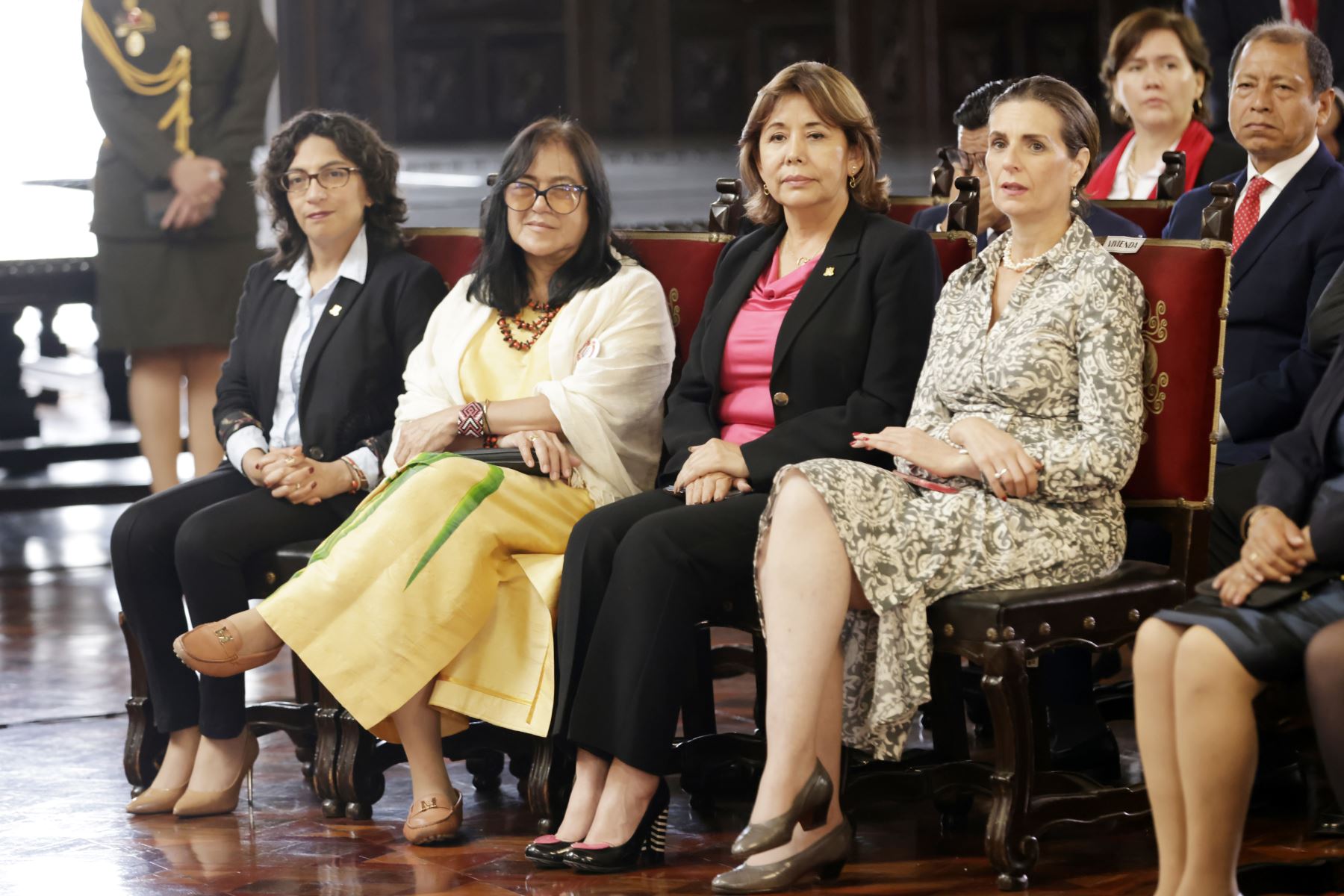 Presidenta Dina Boluarte participó de la ceremonia de develación de cuadro de Micaela Bastidas y rindió hoy homenaje a las mujeres por la labor desempeñada en la construcción de nuestro país, así como la identidad como nación.
Foto: ANDINA/Presidencia Perú