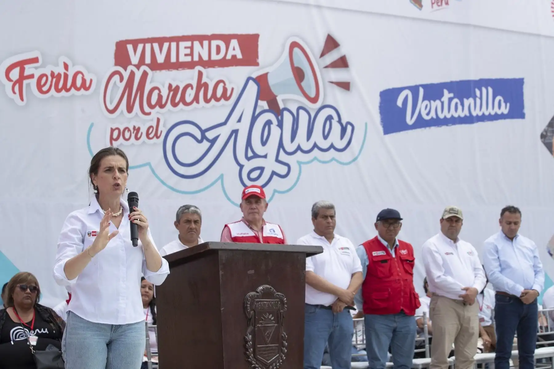 Ministra de Vivienda, Construcción y Saneamiento, Hania Pérez de Cuéllar. Foto: Cortesía.