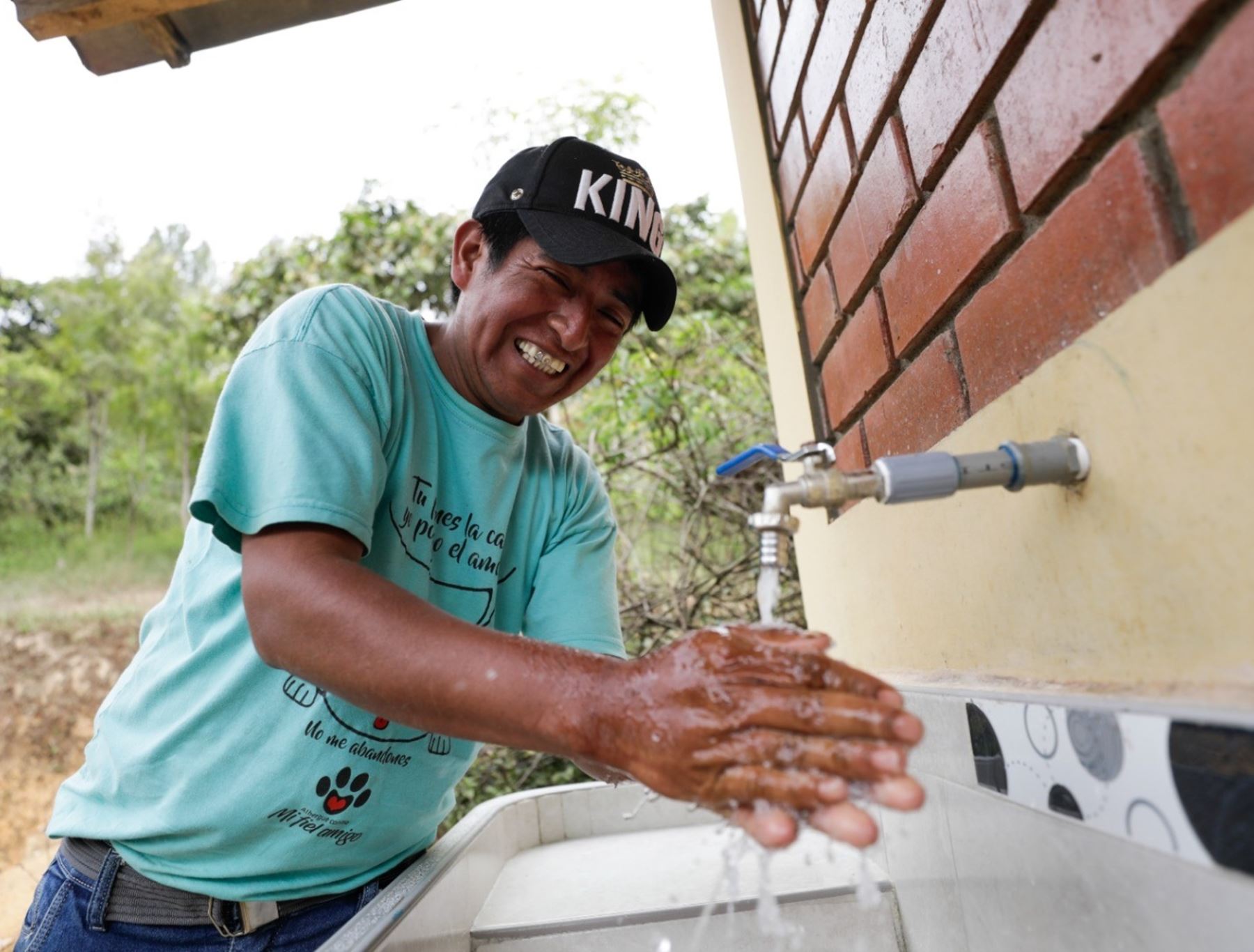 Más de 5,000 pobladores de siete regiones se beneficiarán con obras de agua potable y saneamiento rural, anunció el Ministerio de Vivienda.