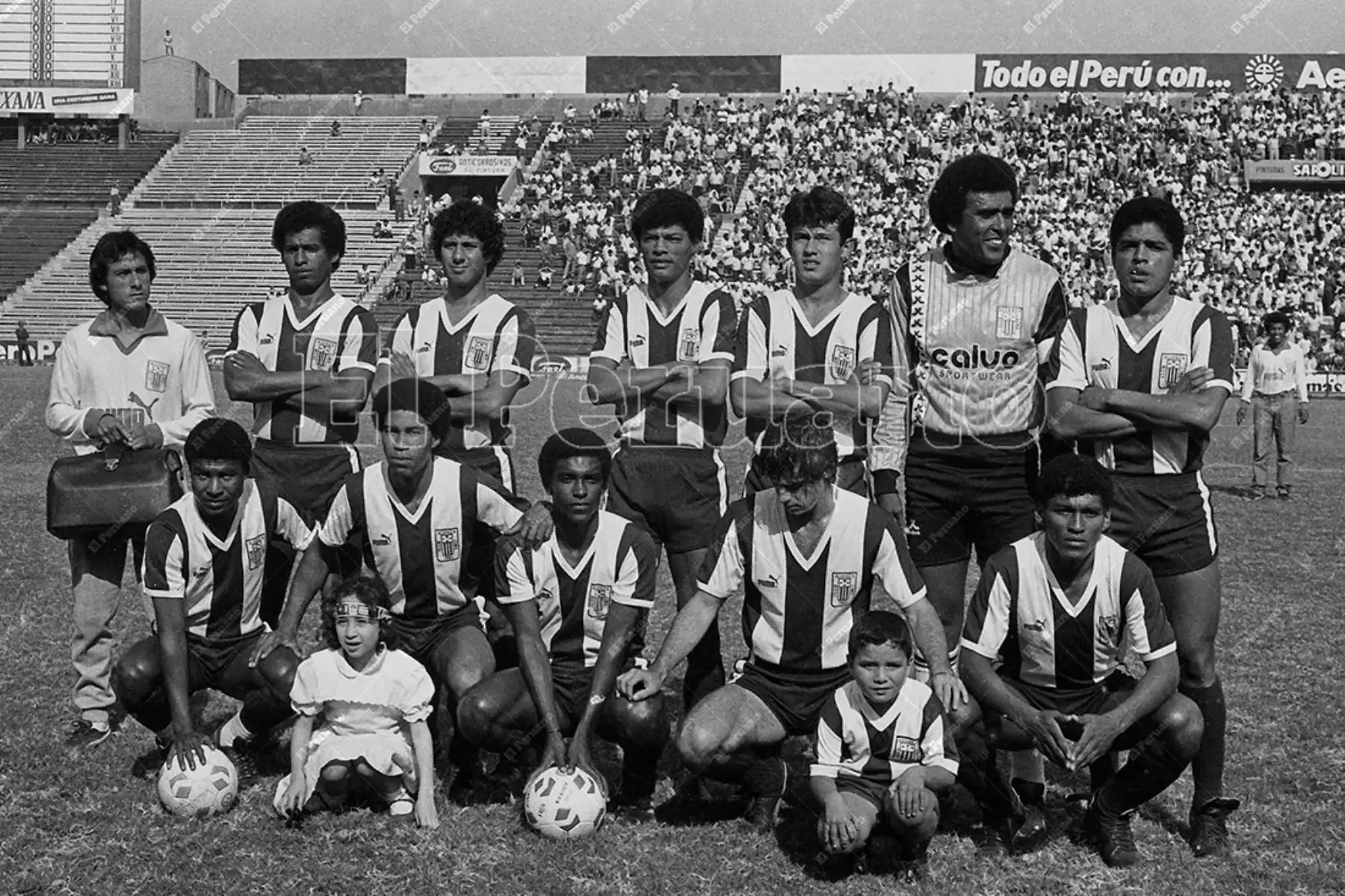 Lima - 8 noviembre 1987 / El cuadro de Alianza Lima que enfrentó a Unión Huaral y que es protagonista del  torneo descentralizado 1987. Foto: Archivo Histórico de El Peruano / Américo Alburquerque