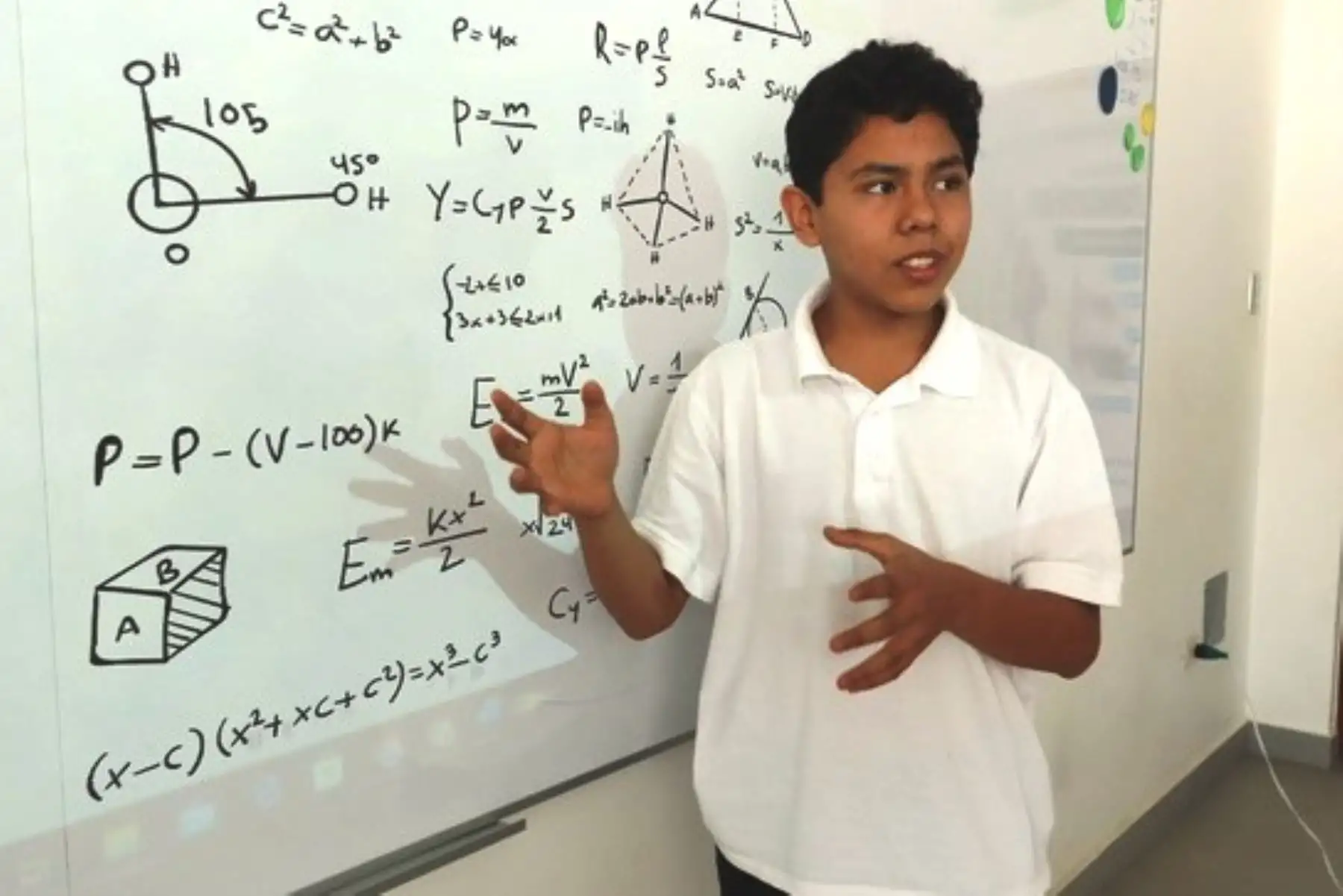 Estudiantes de los COAR triunfan en Olimpiada de Matemática. Foto: ANDINA/Difusión.