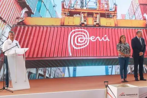 Ministro de Transportes y Comunicaciones, Raúl Pérez Reyes, participa en la ceremonia de inicio de las obras de modernización de Muelle Norte del Puerto del Callao.ANDINA/Difusión