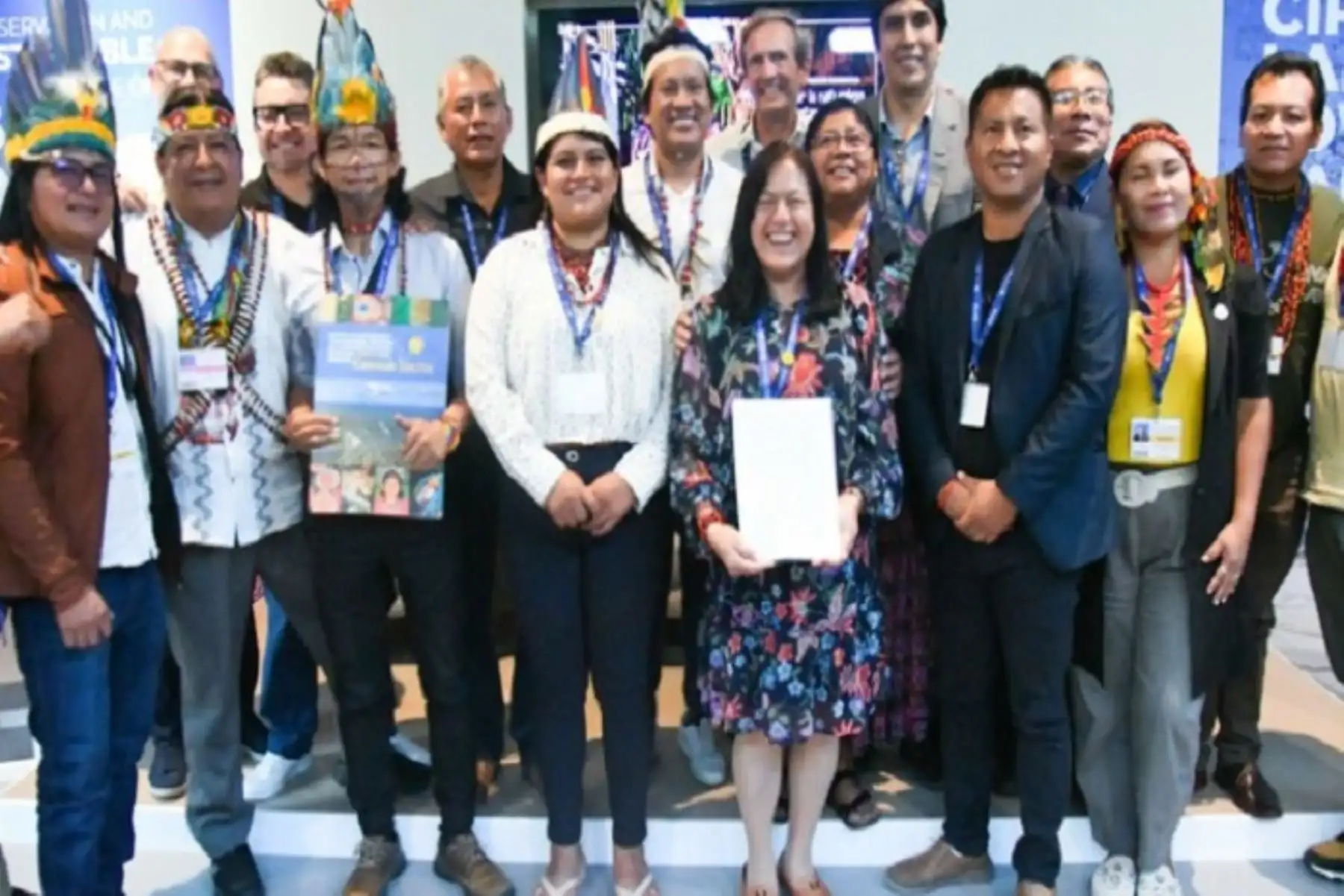 La ministra del Ambiente, Albina Ruiz, renovó el compromiso y la ambición del Perú de mantenerse firme en la conservación productiva de las ANP en alianza con los pueblos indígenas.