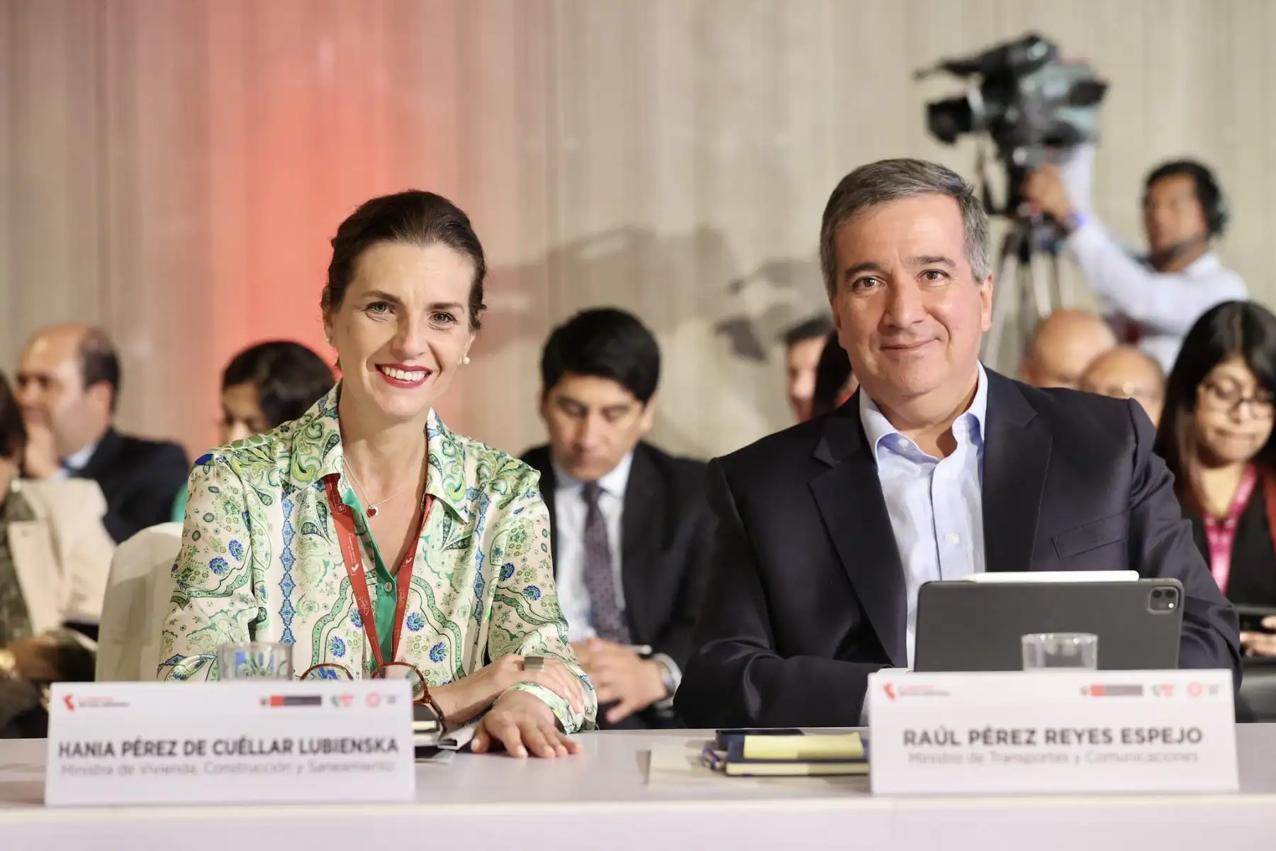La presidenta Dina Boluarte,  acompañada por el premier Alberto Otárola participó hoy en la tercera sesión del Consejo de Estado Regional, que contó con la asistencia de los ministros de Estado y los gobernadores regionales de todo el país.
Foto: ANDINA/PCM