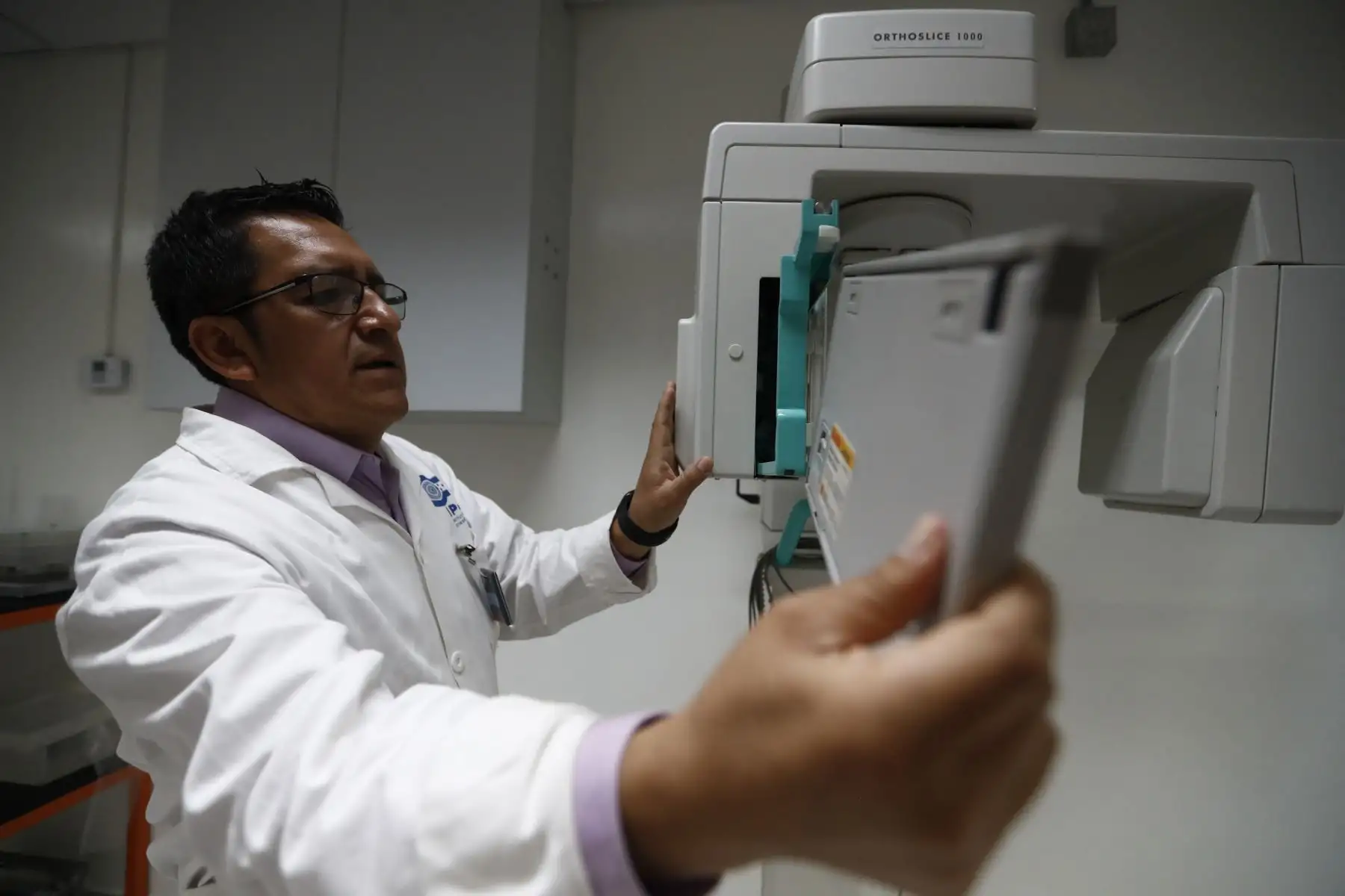 Este es el Laboratorio Secundario de Calibraciones Dosimétricas del Instituto Peruano de Energía Nuclear, ubicado en las instalaciones de la Central Nuclear del Perú "Racso", en donde se realizan investigaciones con instrumentos tecnológicos orientados al sector salud. Foto: ANDINA/Daniel Bracamonte