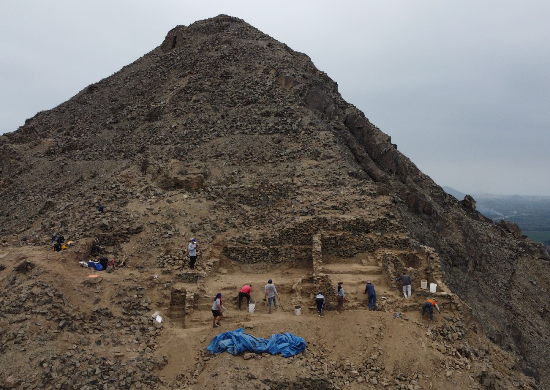 Arqueólogos peruanos del Proyecto de Investigación Arqueológica Valle Virú presentarán el estudió sobre cómo los antiguos Chimú asentados en el valle de Virú, en La Libertad, se adaptaron a condiciones climáticas adversas en el V Foro de Arqueología de Shangai. Foto: Feren Castillo