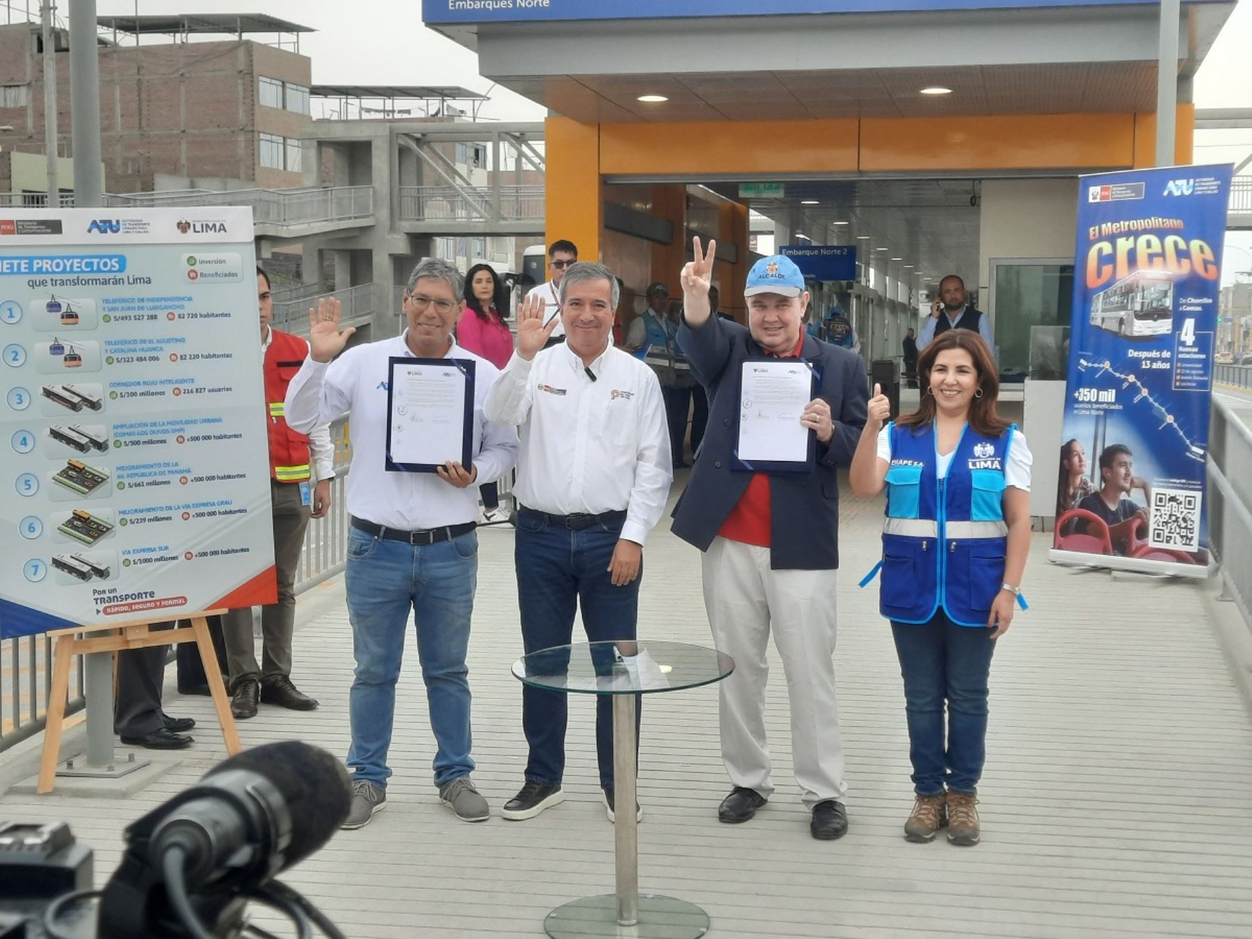 El Ministerio de Transportes y Comunicaciones (MTC), la Autoridad de Transporte Urbano para Lima y Callao (ATU) y la Municipalidad Metropolitana de Lima (MML) inauguraron esta mañana las cuatro nuevas estaciones de la Ampliación Norte del Metropolitano y anunciaron siete proyectos de infraestructura.