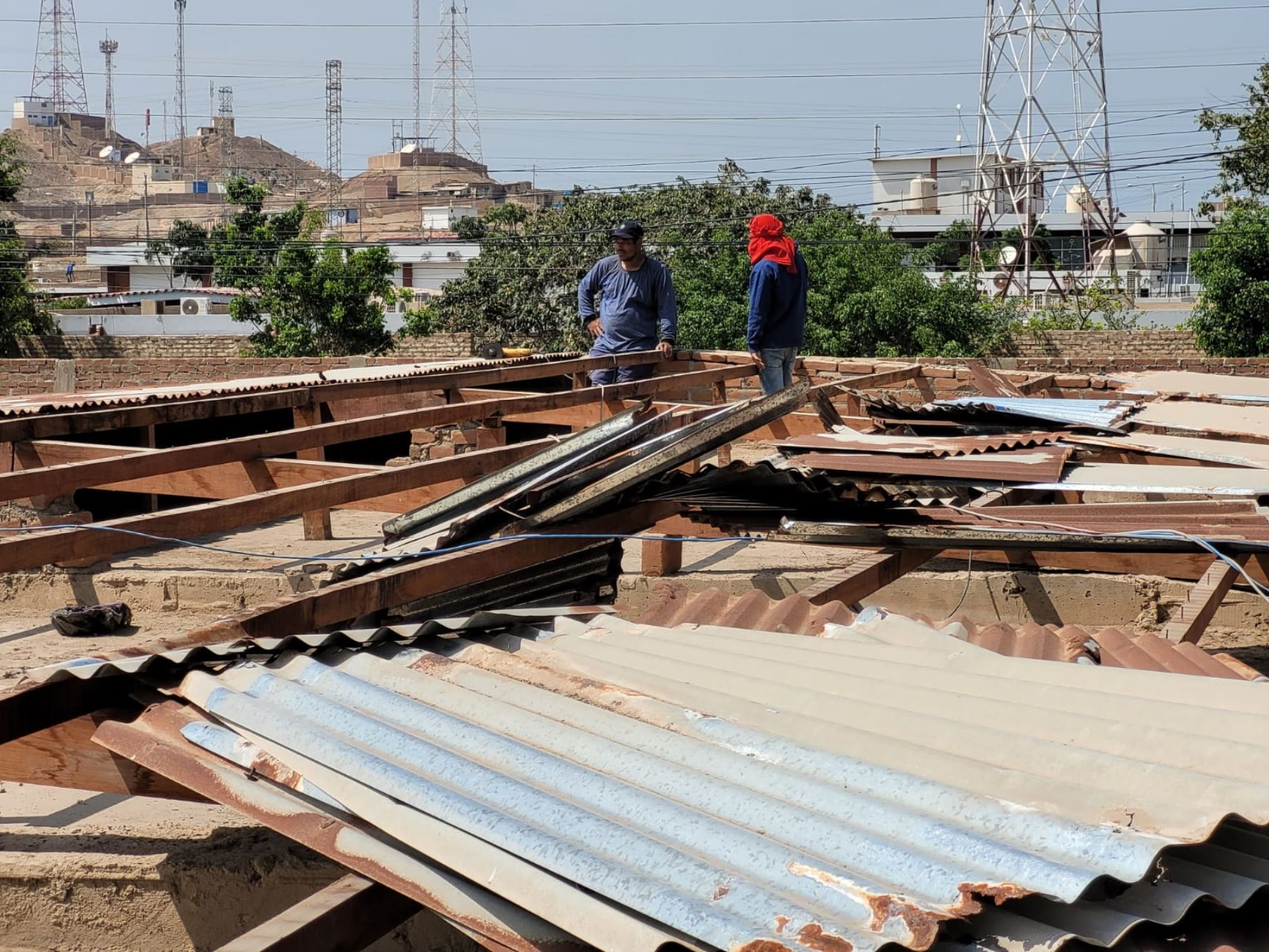 Refuerzan la infraestructura de Archivo Regional de Lambayeque para prevenir posibles daños por lluvias intensas que se generan a causa del Fenómeno El Niño. ANDINA/Difusión