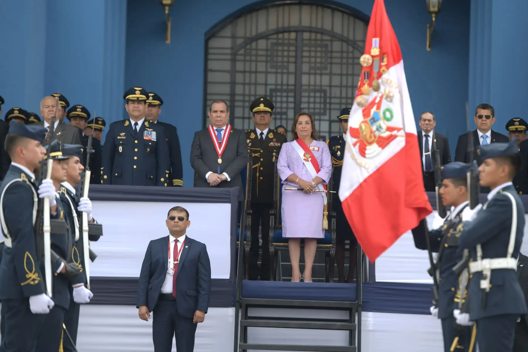 Presidenta Dina Boluarte participa en la ceremonia de clausura del año académico 2023 de la Escuela de Oficiales de la FAP. Foto: ANDINA/ Prensa Presidencia
