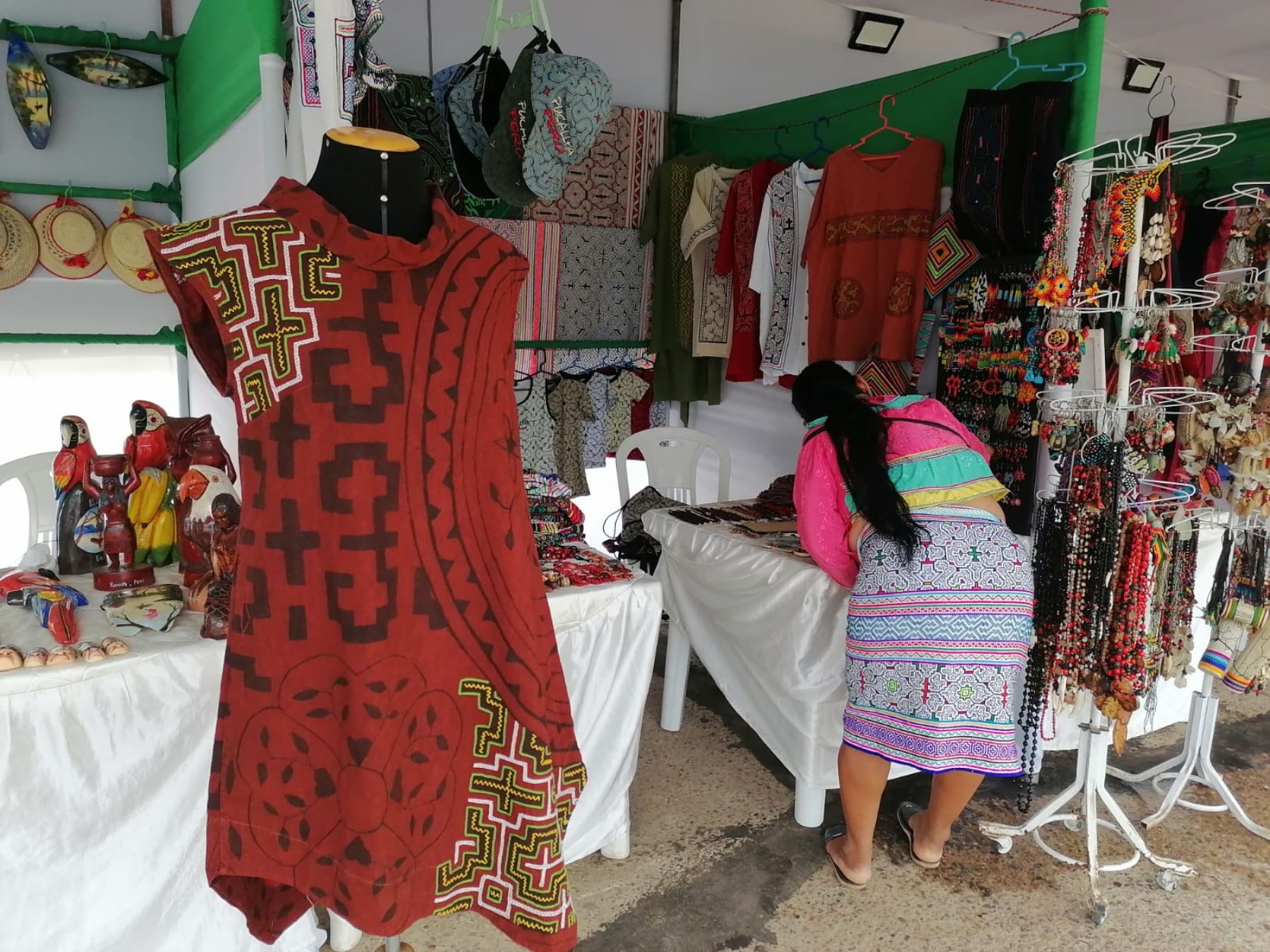 Con participación de artesanos de cuatro pueblos indígenas, se celebra en Pucallpa, región Ucayali, el "Festival Amazónico Pucallpa 2023". ANDINA/Difusión