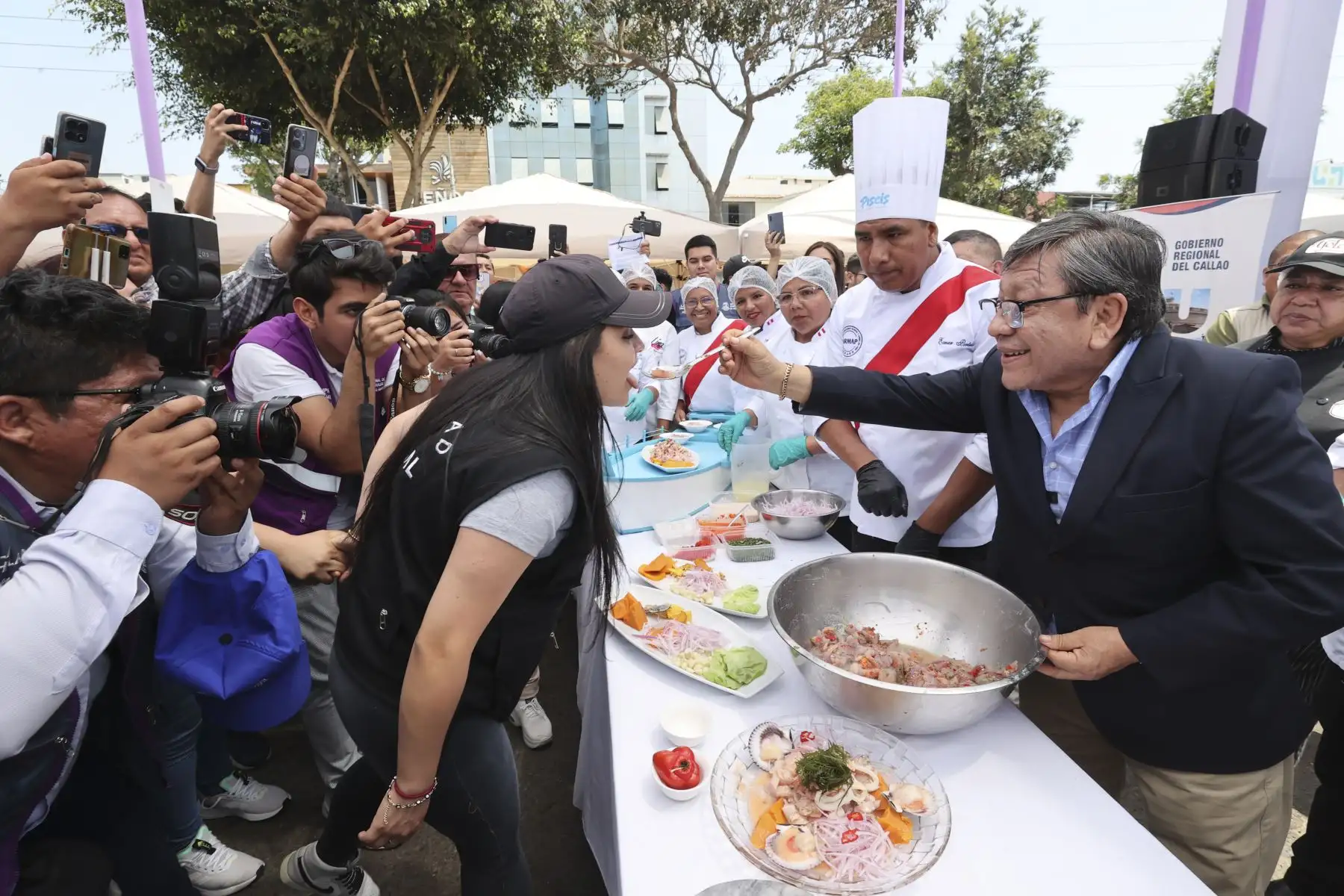 Presidente Regional del Callao, Ciro Castillo Rojo, celebró al cebiche peruano como Patrimonio Cultural Inmaterial de la Humanidad. Foto: ANDINA/Juan Carlos Guzmán Negrini. Foto: ANDINA/Juan Carlos Guzmán