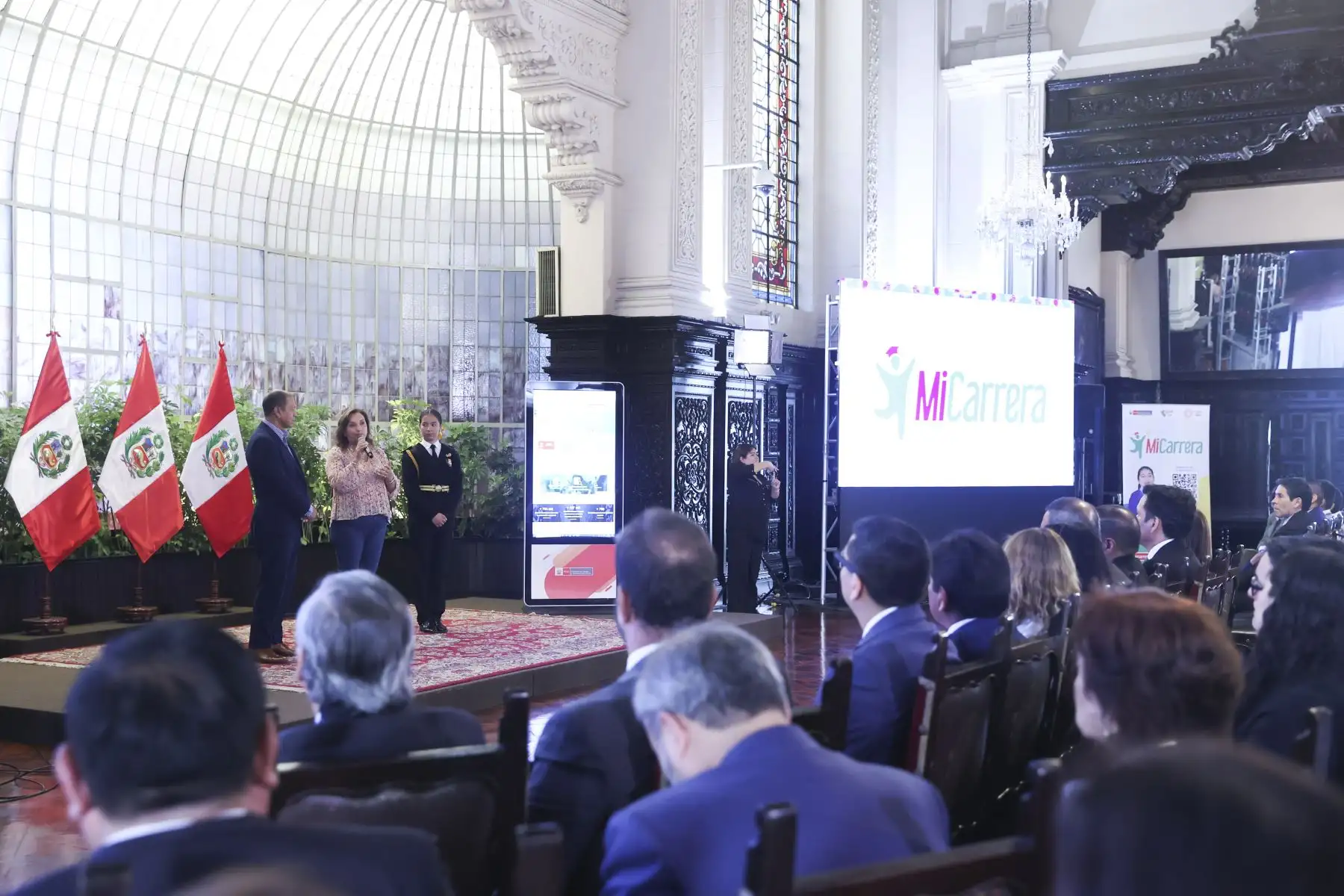Presidenta Dina Boluarte participa en el lanzamiento de la plataforma digital "MiCarrera".
Foto: ANDINA/Prensa Presidencia