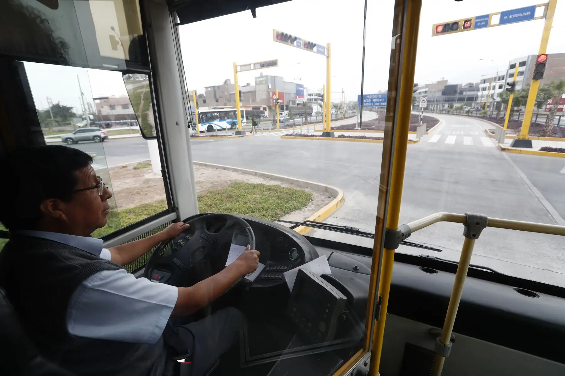 Hoy sábado 16 de diciembre comenzó la marcha blanca del servicio de ampliación del Metropolitano en Lima Norte. Los usuarios pudieron transportarse en los buses desde las estaciones Universidad, 22 de agosto, Andrés Belaunde y Los Incas. Foto: ANDINA/Daniel Bracamonte