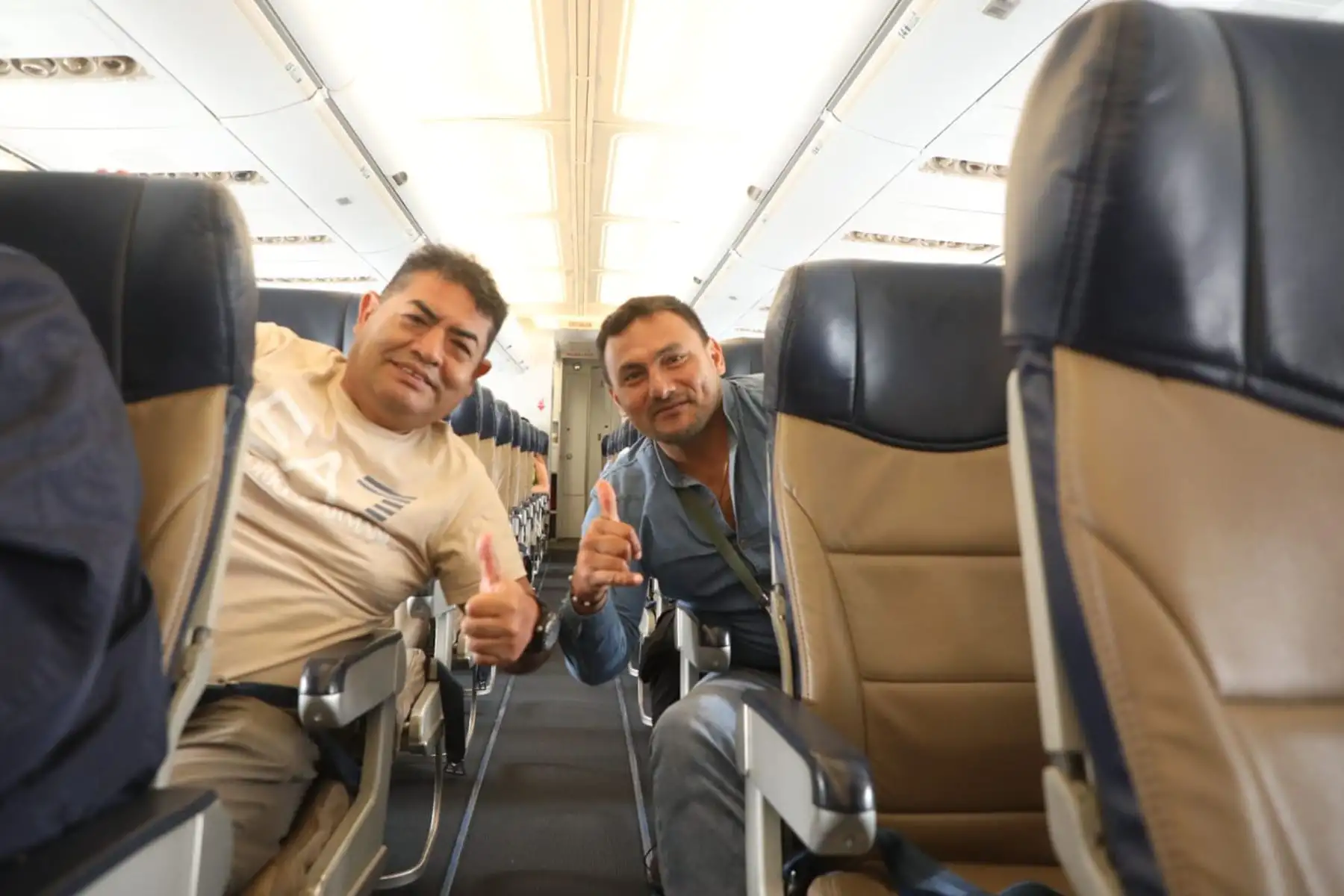 La nueva ruta interregional Chiclayo - Tarapoto - Iquitos ya es una realidad. El MTC autorizó esta aerovía, que será operada por Star Perú con vuelos diarios. Este impulso beneficiará no solo al turismo, sino también al desarrollo económico de estas regiones.
Foto: MTC