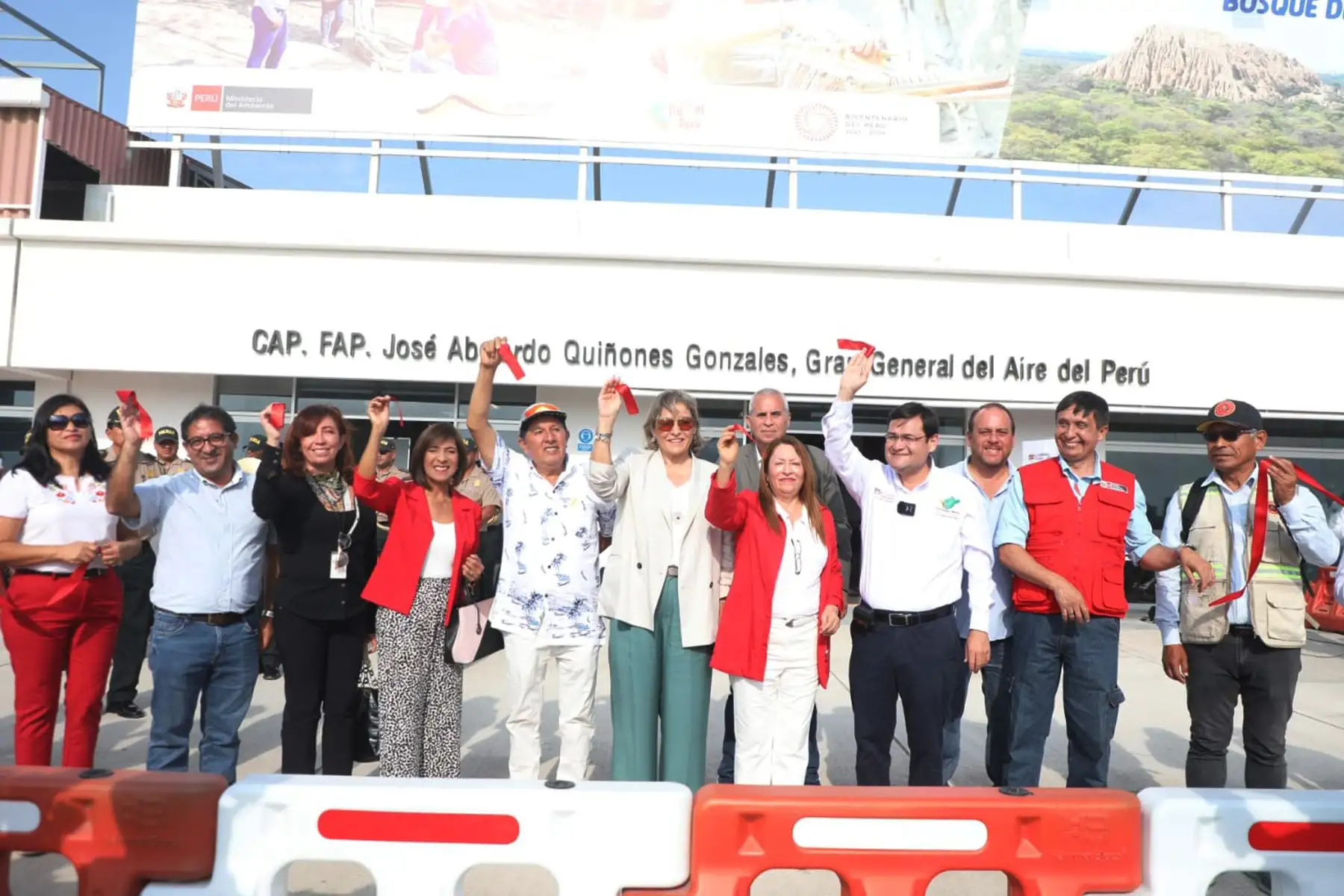 La nueva ruta interregional Chiclayo - Tarapoto - Iquitos ya es una realidad. El MTC autorizó esta aerovía, que será operada por Star Perú con vuelos diarios. Este impulso beneficiará no solo al turismo, sino también al desarrollo económico de estas regiones.
Foto: MTC