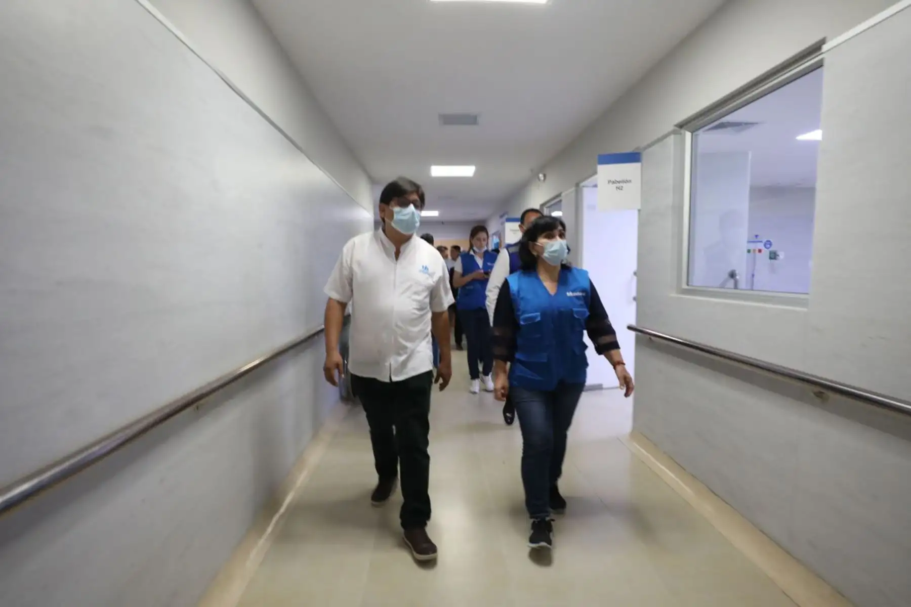 La titular de EsSalud llegó hasta Chiclayo para inspeccionar los trabajos de contingencia en hospitales y otros establecimientos de salud. Foto: ANDINA/ EsSalud