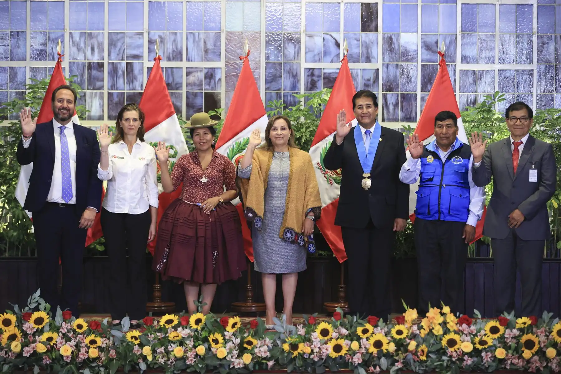 Presidenta Dina Boluarte participó en la ceremonia de suscripción del contrato de préstamo entre el Estado Peruano y el BID, que aprueba el crédito para la ejecución del megaproyecto de agua potable y alcantarillado para Juliaca, región Puno.

Foto: ANDINA/Prensa Presidencia