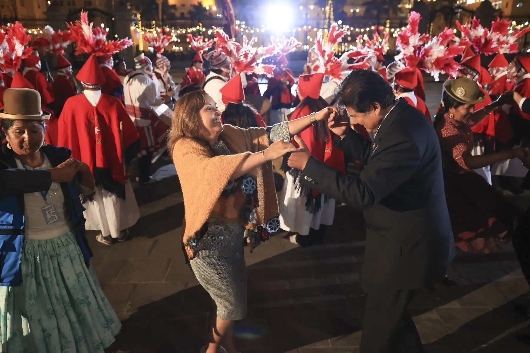 Presidenta Dina Boluarte participó en la ceremonia de suscripción del contrato de préstamo entre el Estado Peruano y el BID, que aprueba el crédito para la ejecución del megaproyecto de agua potable y alcantarillado para Juliaca, región Puno.

Foto: ANDINA/Prensa Presidencia