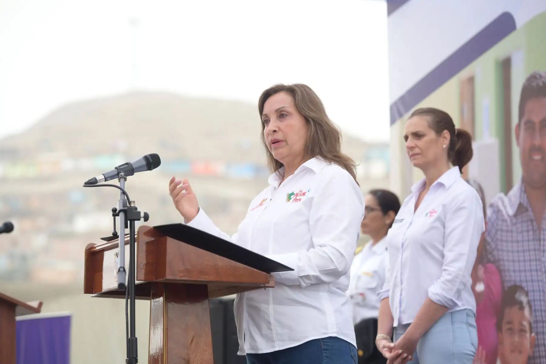 La presidenta Dina Boluarte entregó viviendas familiares a familias damnificadas por el ciclón Yaku. Foto: ANDINA/Prensa Presidencia