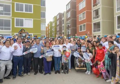 Gobierno entrega viviendas a familias que lo perdieron todo por embates de la naturaleza