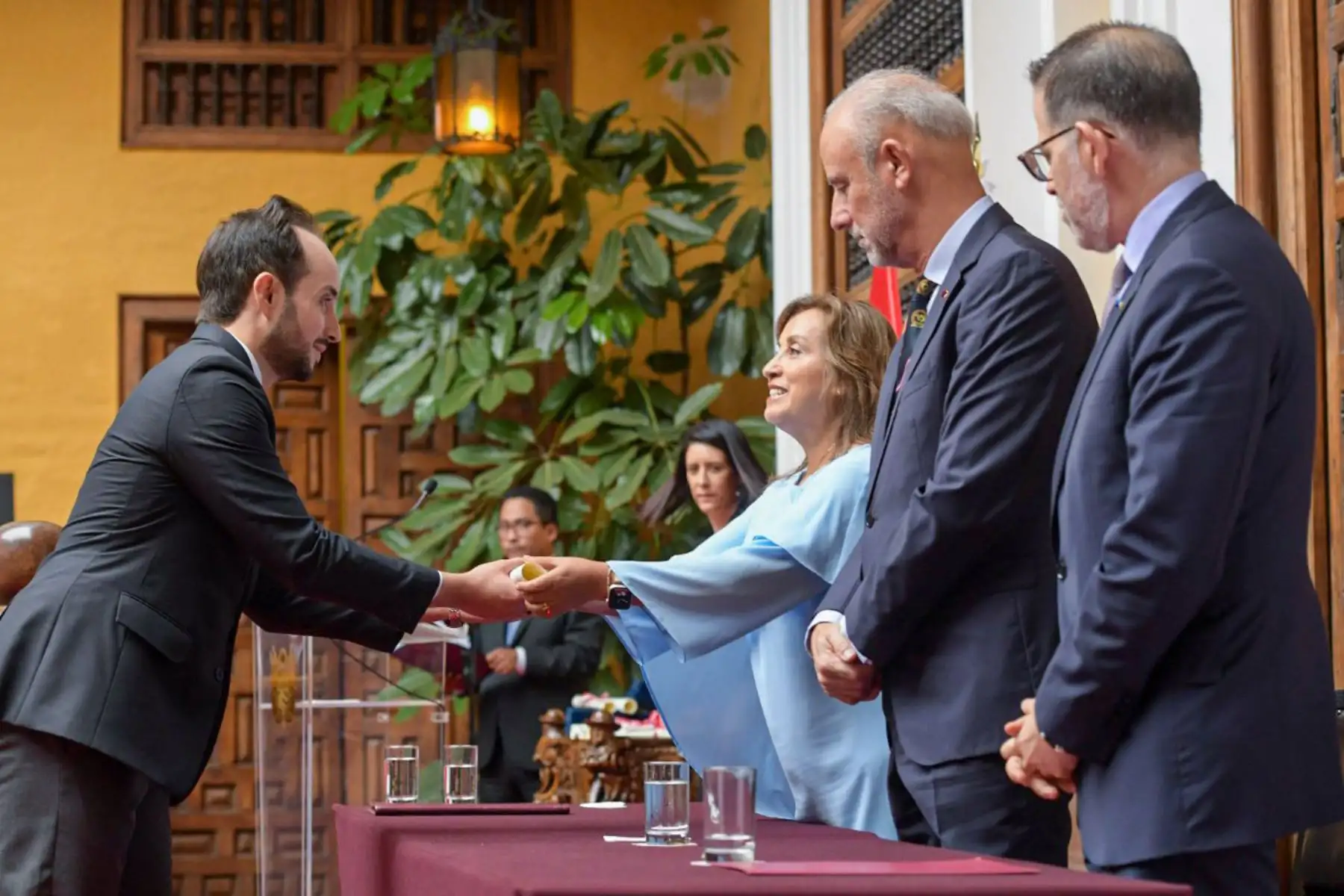 La presidenta de la República, Dina Boluarte, destacó que el Perú cuenta con una Cancillería plenamente comprometida con una política exterior orientada hacia la paz, la democracia, el desarrollo y la integración.
Foto: ANDINA/Difusión