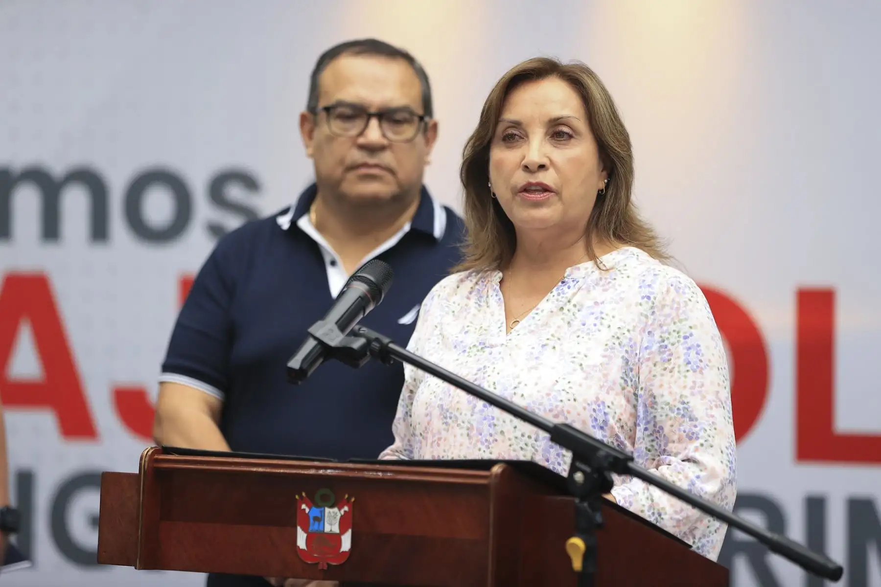La presidenta de la República, Dina Boluarte, participó en la ceremonia de presentación del Decreto Legislativo que optimizará el marco legal que regula la investigación del delito e intervención de la PNP y la Fiscalía. Foto: ANDINA/Presidencia
