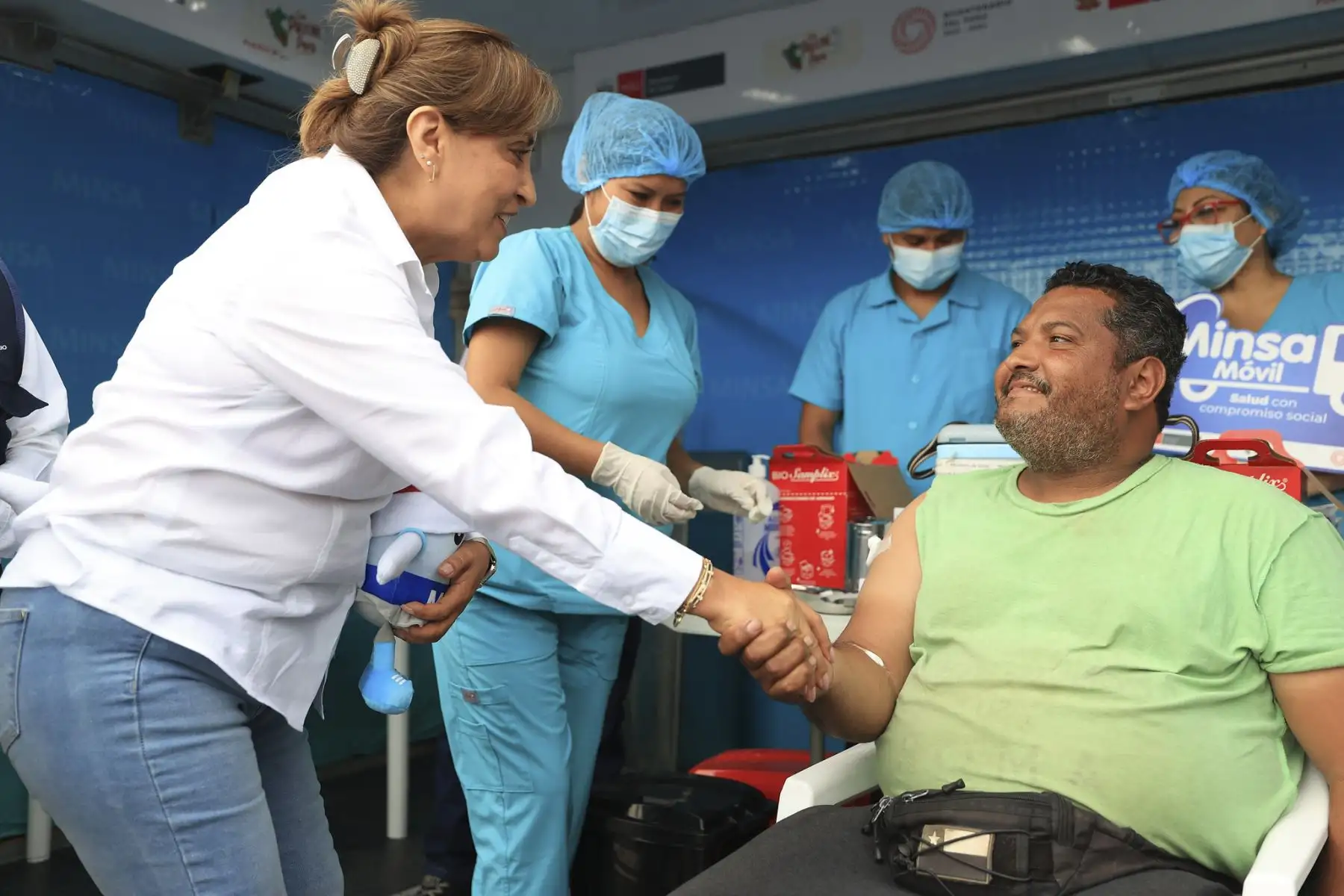 La presidenta Dina Boluarte participa en el lanzamiento de MINSA Móvil - Jornadas de salud integral itinerante y chocolatada navideña.
Foto: ANDINA/Prensa Presidencia