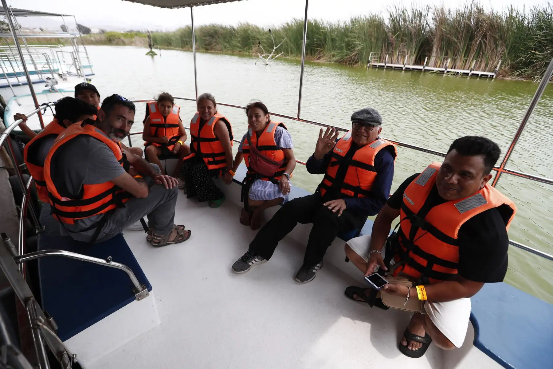 Los Pantanos de Villa de Chorrillos recibió el día de Navidad, 25 de diciembre, a decenas de turistas nacionales y extranjeros, quienes recorrieron el área de conservación con un guía, y además pudieron tomar un paseo en catamarán. Foto: ANDINA/Daniel Bracamonte