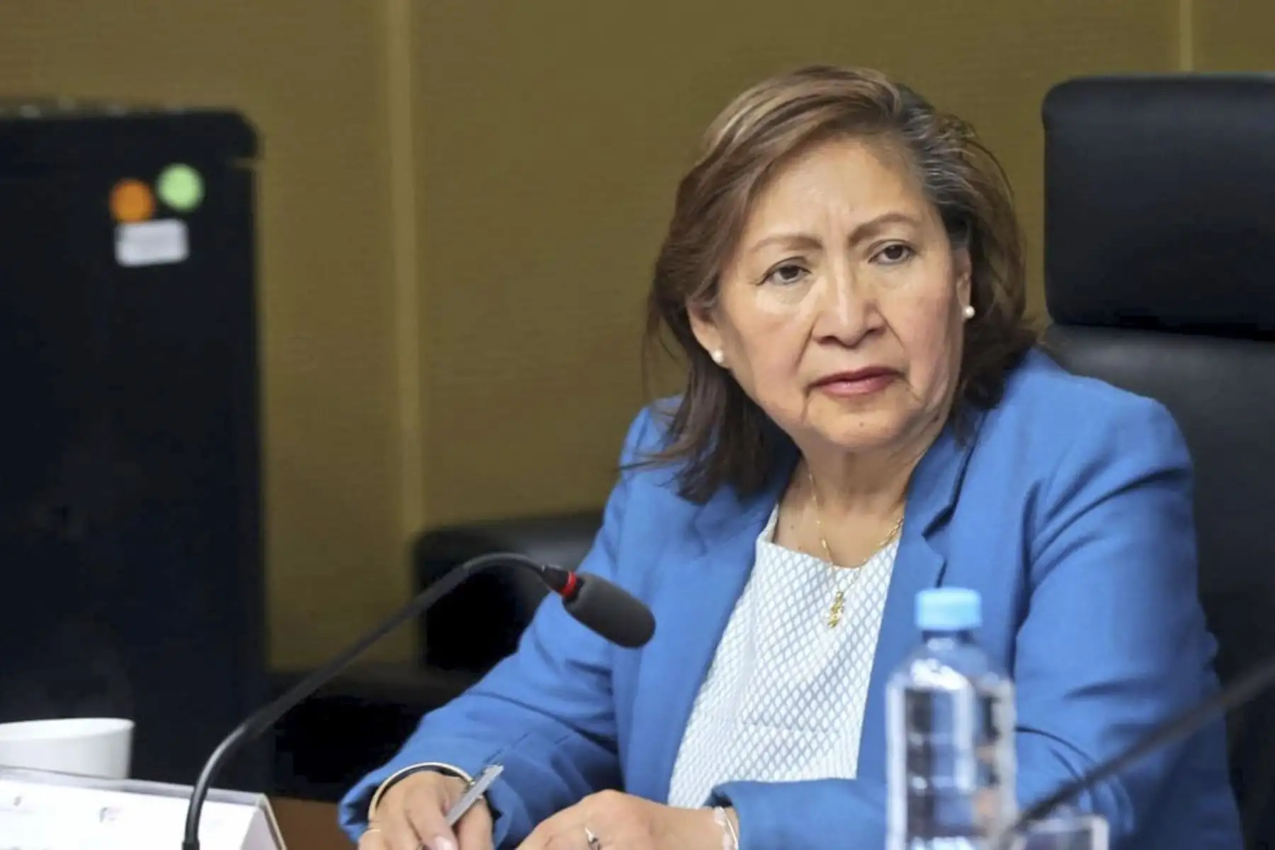 El ministro de Defensa,  Jorge Chávez Cresta, acompañado por los titulares de de las carteras de Economía y Producción, y representantes del Ministerio de Agricultrura y Vivienda, junto a integrantes del grupo de trabajo Fuerza de Tarea Musltisectorial, se reúnen en el COEN para tomar acciones en los tres niveles de Gobierno ante el FEN.
Foto: ANDINA/MINDEF