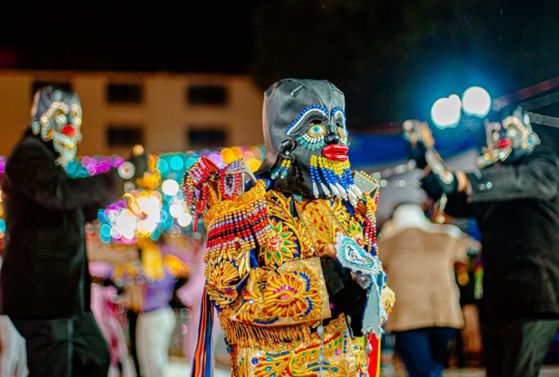 Danza Los Negritos de Huánuco. Fotos e ilustraciones: Municipalidad Provincial de Huánuco.