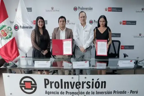 La Agencia de Promoción de la Inversión Privada suscribió este año, 52 convenios con ministerios, gobiernos regionales y gobiernos locales para impulsar la ejecución de proyectos mediante las modalidades de Asociación Público – Privada (APP), Proyectos en Activos y Obras por Impuestos.