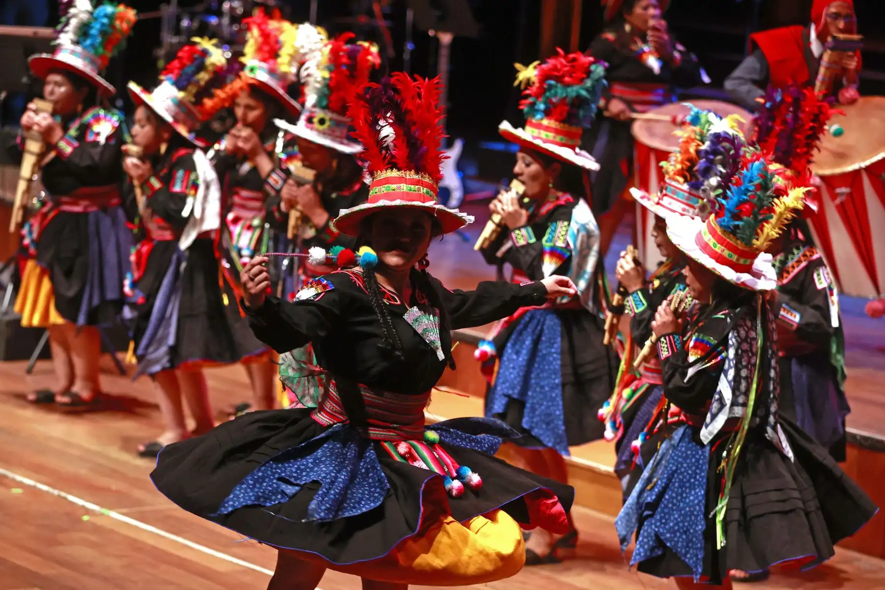 Cerca de 200 internos de los Establecimientos Penitenciarios Castro Castro, Lurigancho, Anexo Chorrillos, Mujeres Chorrillos, Huaral, Jauja y Lampa. presentar concierto sinfónico en el Gran Teatro Nacional Foto: ANDINA/Vidal Tarqui
