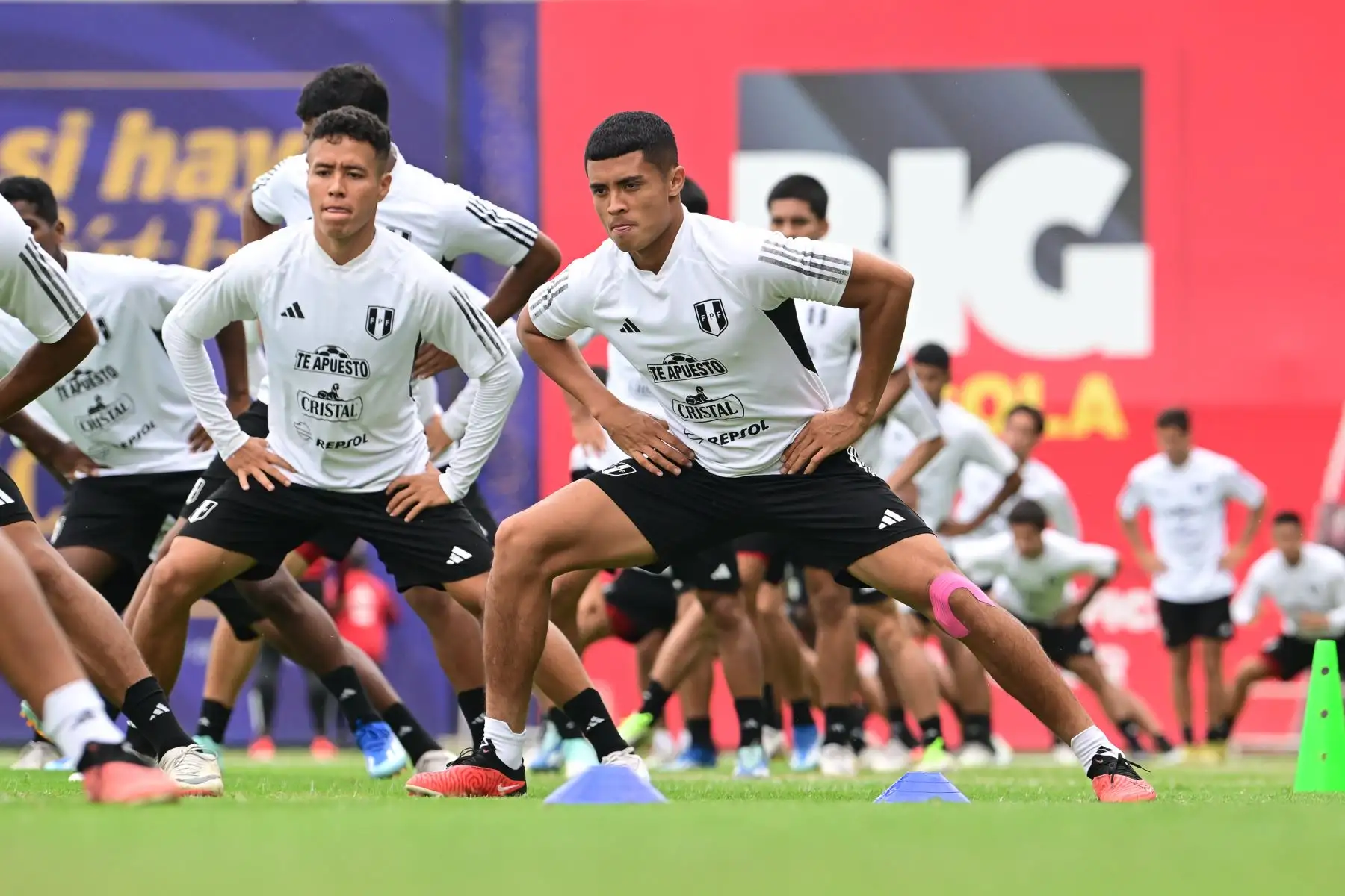 Entrenamiento de la selección peruana de fútbol Sub 23 en la Videna.
Foto:FPF
