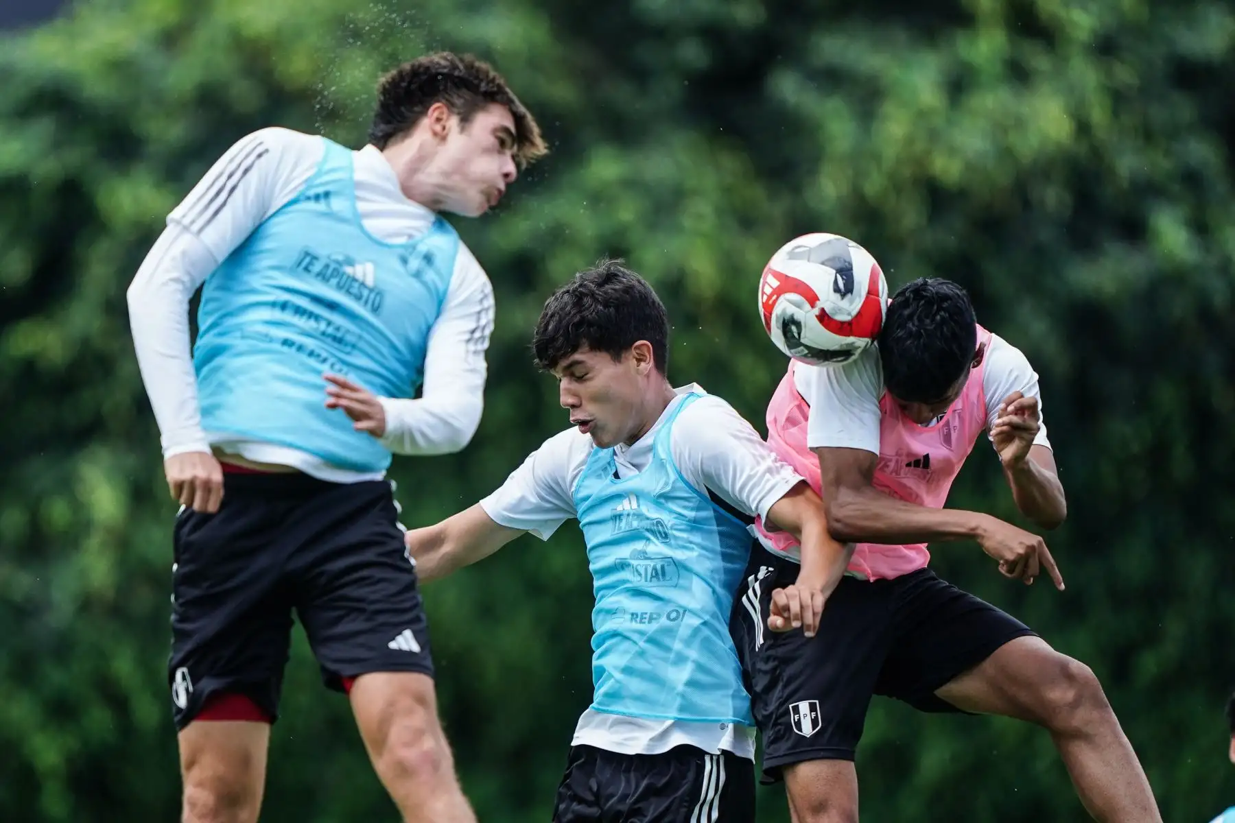 Entrenamiento de la selección peruana de fútbol Sub 23 en la Videna.
Foto:FPF