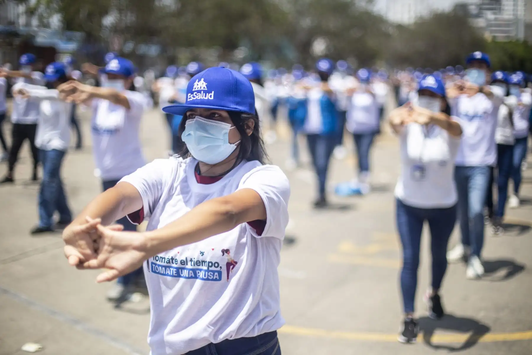 El Seguro Social de Salud realizó una de las pausas activas más grande y contó con la participación de más de 250 trabajadores
Foto: EsSalud