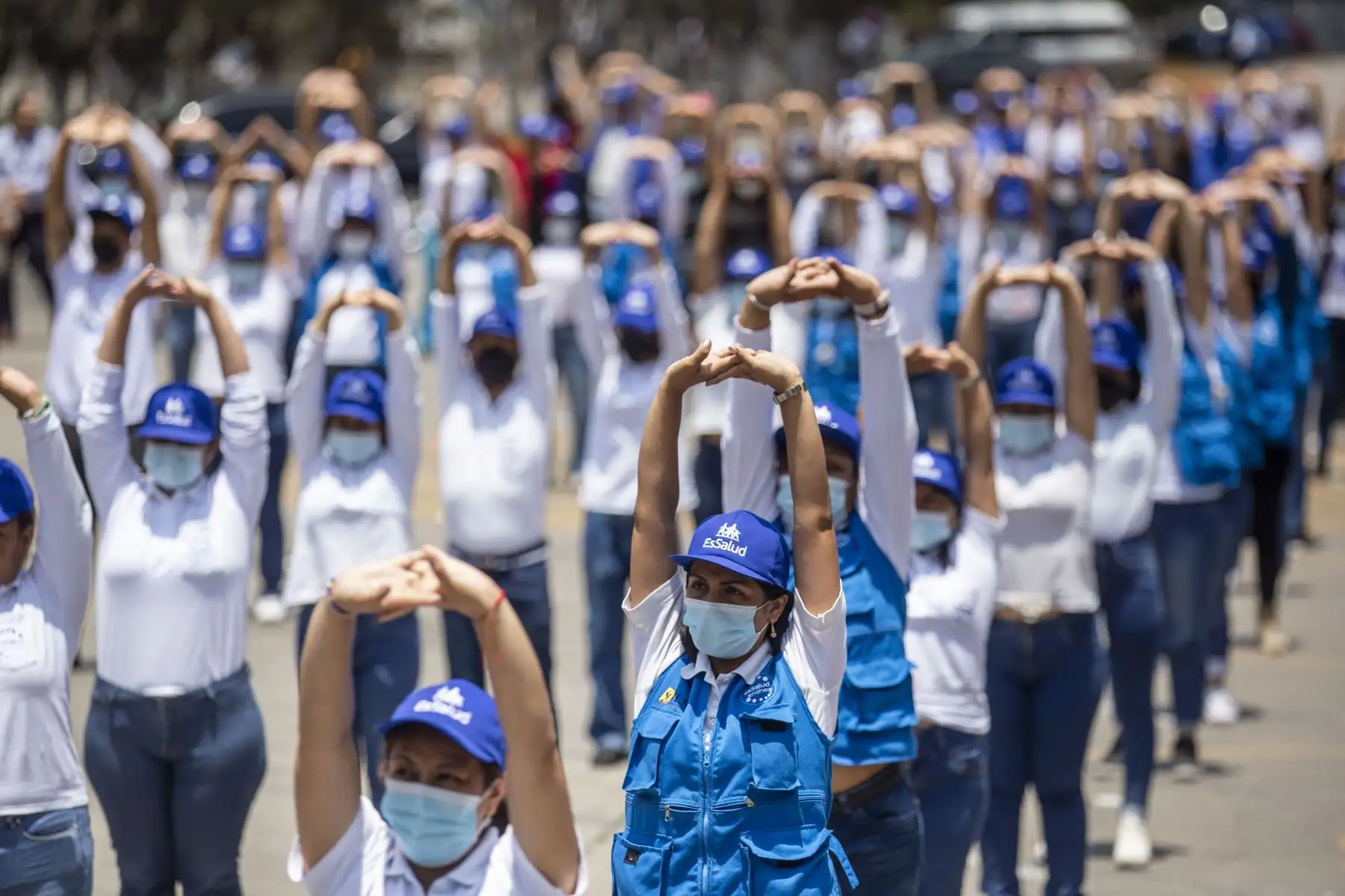 El Seguro Social de Salud realizó una de las pausas activas más grande y contó con la participación de más de 250 trabajadores
Foto: EsSalud