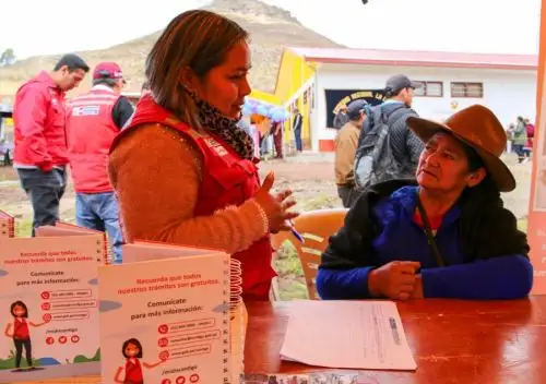 Superando la meta establecida a inicios del año, el Programa Nacional PAIS del Ministerio de Desarrollo e Inclusión Social (Midis) brindó durante el 2023 más de 4.6 millones de atenciones sociales en comunidades rurales de la sierra y selva, a través de sus plataformas de servicios Tambos y las Plataformas Itinerantes de Acción Social (PIAS).