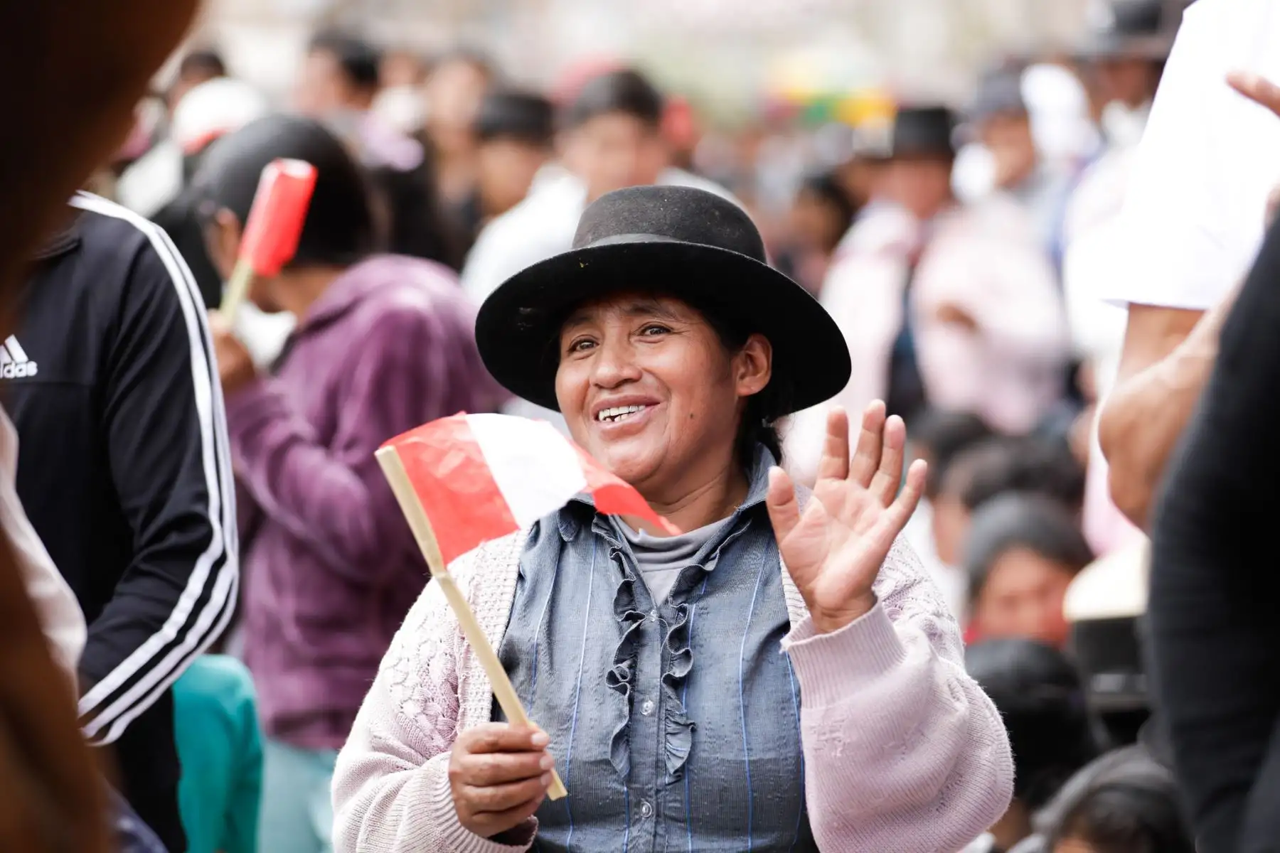 El Ministerio de Vivienda, Construcción y Saneamiento (MVCS) destinará S/ 40 millones para financiar un proyecto de agua y alcantarillado, y otro proyecto de pistas y veredas, que beneficiarán a miles de habitantes de la región Ayacucho.
Foto: MVCS