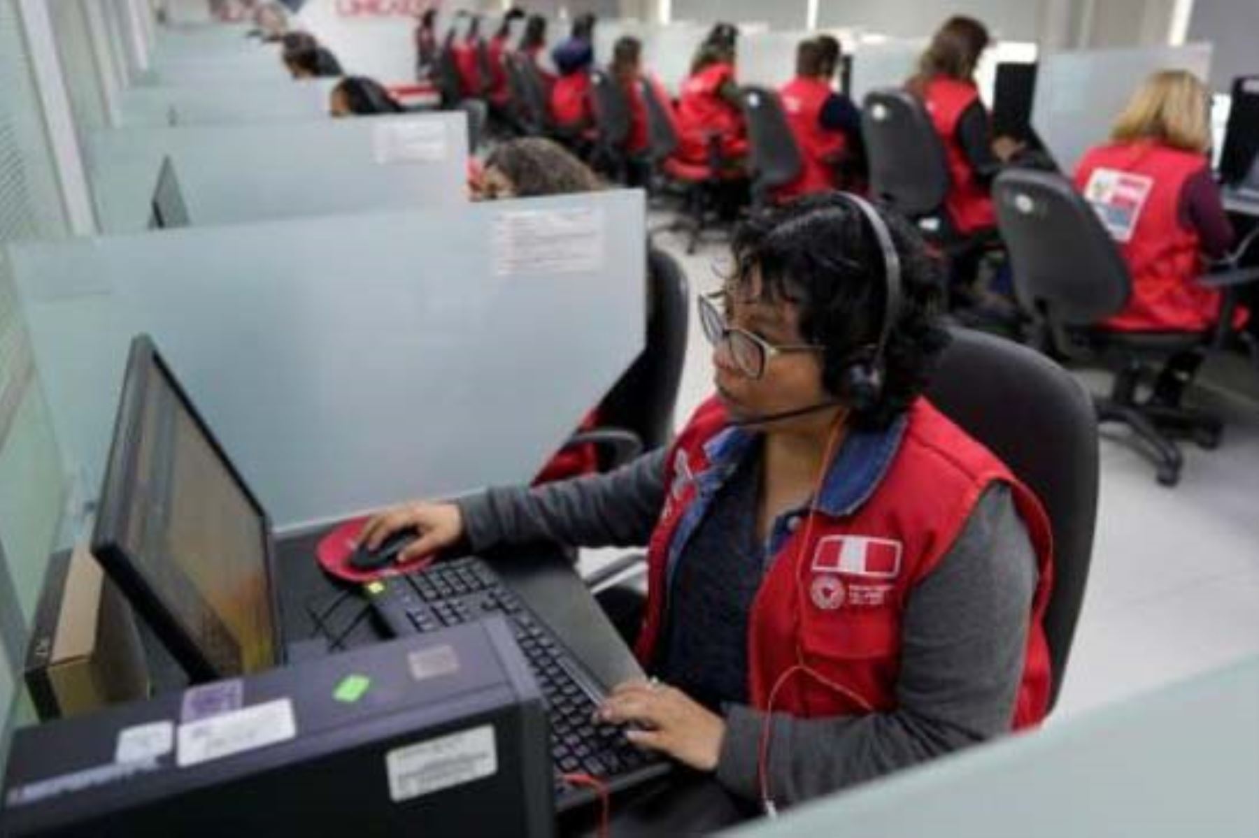 Lima registró la mayor cantidad de consultas telefónicas a la Línea 100 (70,141), seguida del Callao (6,355), informó el MIMP. Foto: ANDINA/MIMP