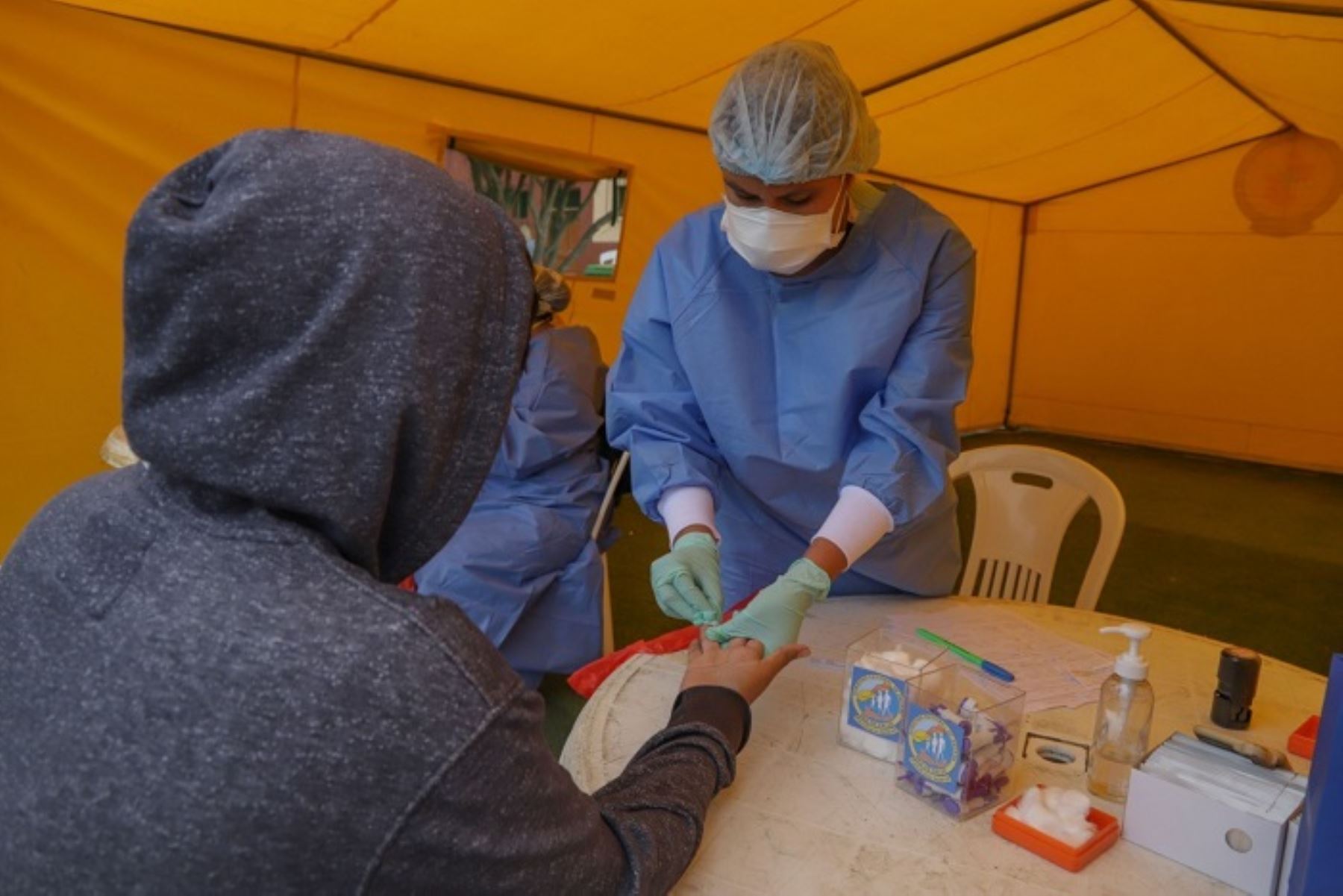 Al menos 70,000 personas han recibido la vacuna bivalente contra el covid-19 en la región Arequipa. Foto: Cortesía