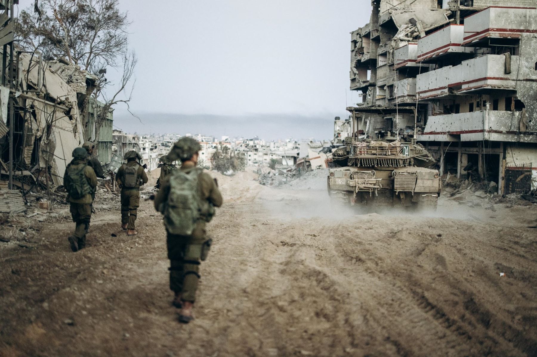 Soldados israelíes durante un ataque en la Franja de Gaza (enero 2024). Foto: EFE
