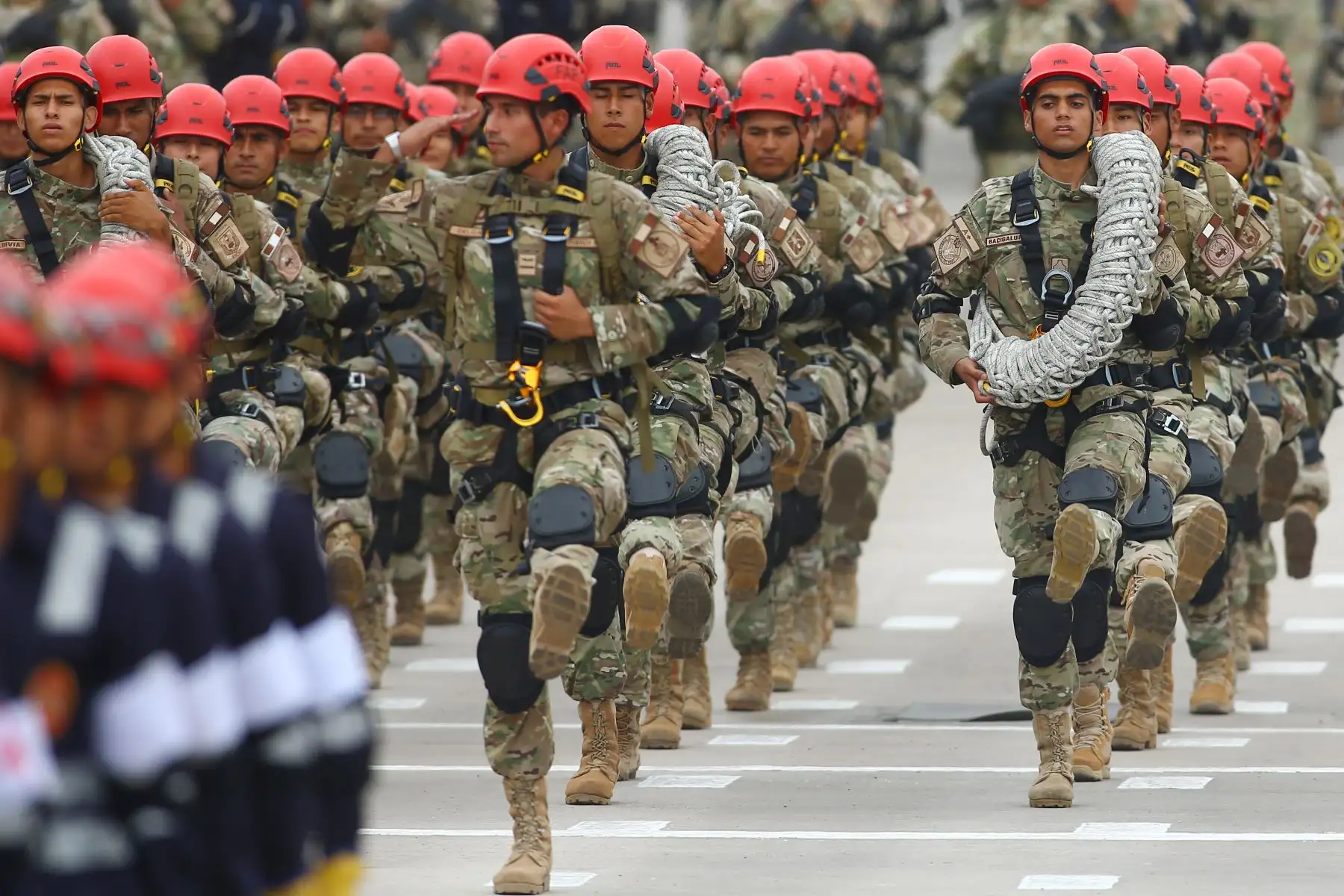 Asimismo, también se realizó la presentación de los Comandos Operacionales de las Fuerzas Armadas ante el recién designado jefe del Comando Conjunto de las Fuerzas Armadas.
Foto: ANDINA/ Eddy Ramos