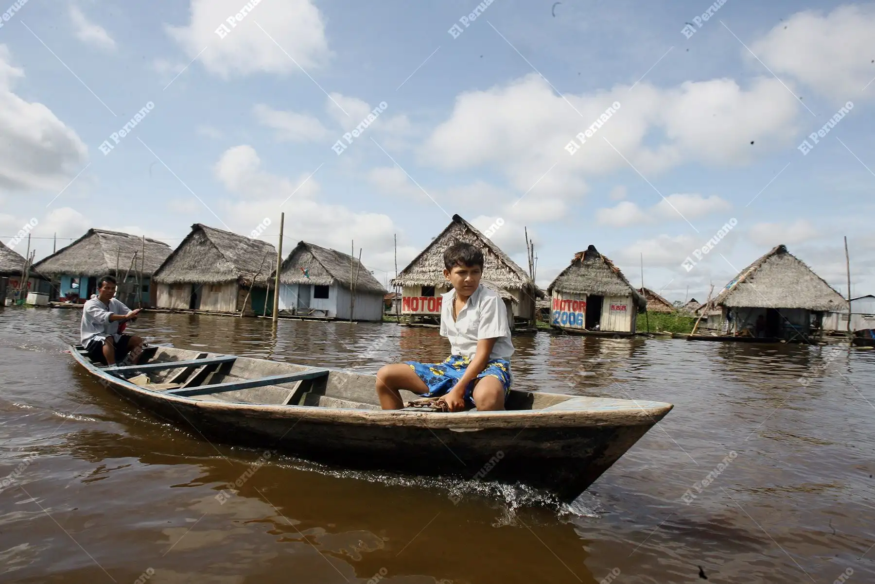 Loreto - 19 marzo 2007 / Embarcación fluvial en el barrio de Belén en Iquitos. Foto: Diario Oficial El Peruano / Carlos Lezama