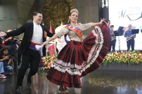 La ministra de Cultura, Leslie Urteaga, anunció que su sector va a trabajar para presentar un expediente ante la Unesco que declare la marinera como Patrimonio de la Humanidad. ANDINA/Héctor Vinces