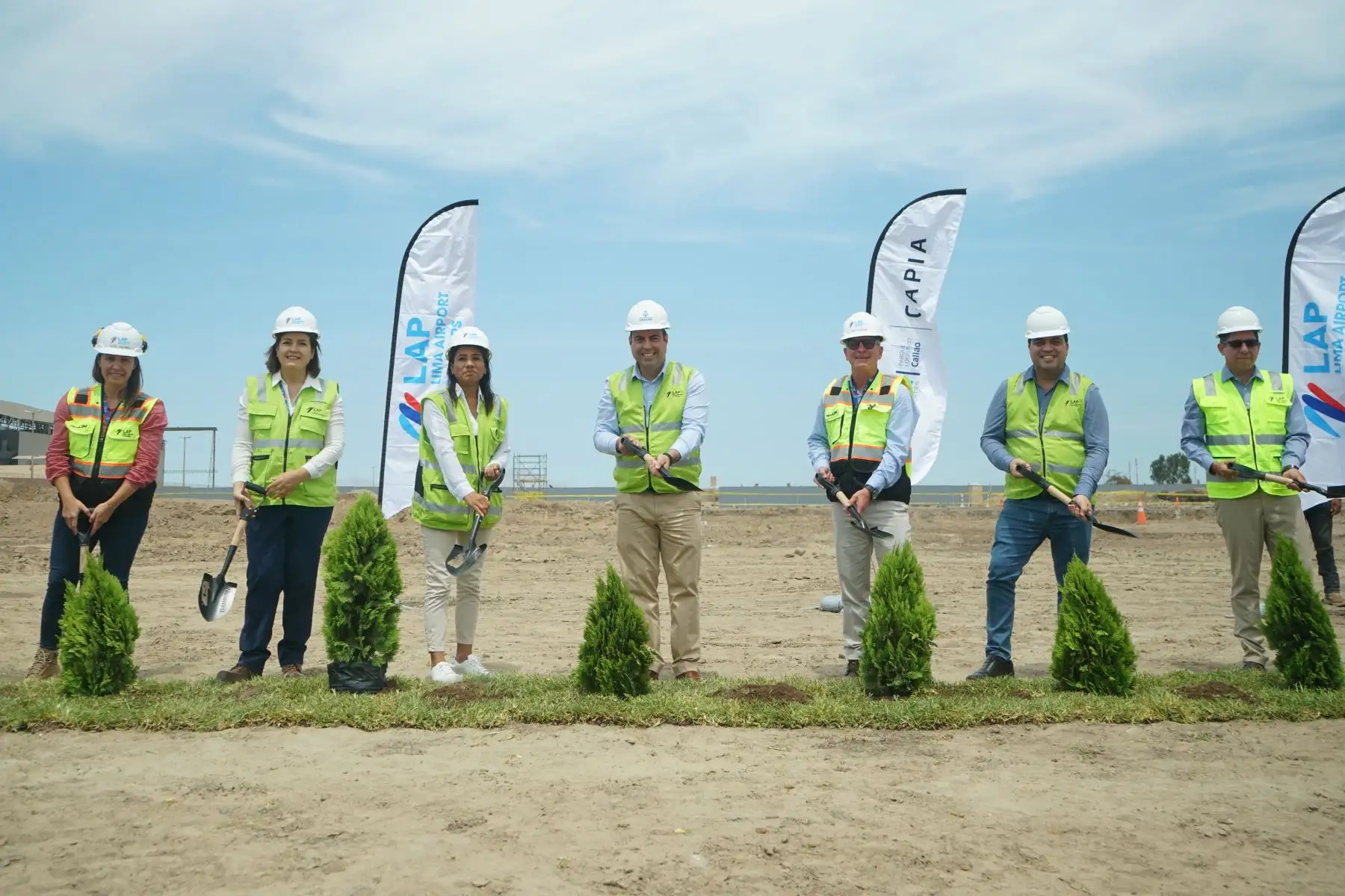 Lima Airport Partners (LAP), operador del Aeropuerto Internacional Jorge Chávez, anunció que el nuevo Aeropuerto Internacional Jorge Chávez estará listo para operar a partir de diciembre del 2024. Este importante hito marca el cierre exitoso del Proyecto de Ampliación del primer aeropuerto del Perú, que a inicios del 2025 contará con una capacidad para atender anualmente a 30 millones de pasajeros, fortaleciendo la posición del Jorge Chávez como un hub clave en la región.
 Foto: ANDINA/LAP
