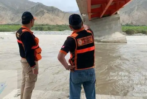 Representantes del Indeci se reunieron con autoridades del Gobierno Regional de Lima Provincias, la municipalidad provincial de Cañete y el alcalde distrital de Calango para coordinar acciones de respuesta ante las emergencias registradas en la zona debido al desborde del río Mala.