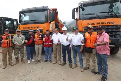 Juan Carlos Castro, jefe de la Autoridad Nacional del Agua, organismo público adscrito al Ministerio de Desarrollo Agrario y Riego (Midagri) señaló hoy que se ha desplazado maquinaria propia a las regiones declaradas en emergencia por el Fenómeno El Niño para apoyar a los gobiernos regionales y locales en la atención de las posibles emergencias que se presenten.