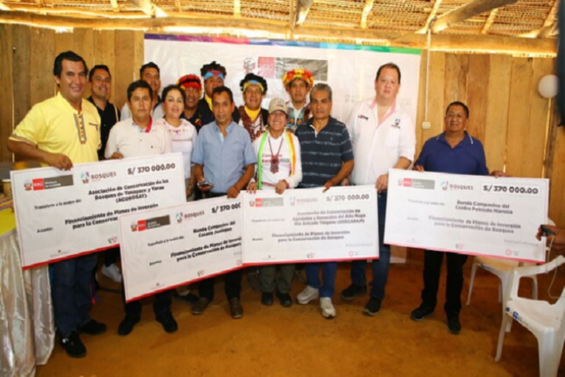 Asociaciones de productores y rondas campesinas beneficiadas impulsarán emprendimientos comerciales libres de deforestación, vinculados al turismo y la producción del café y la pitahaya.