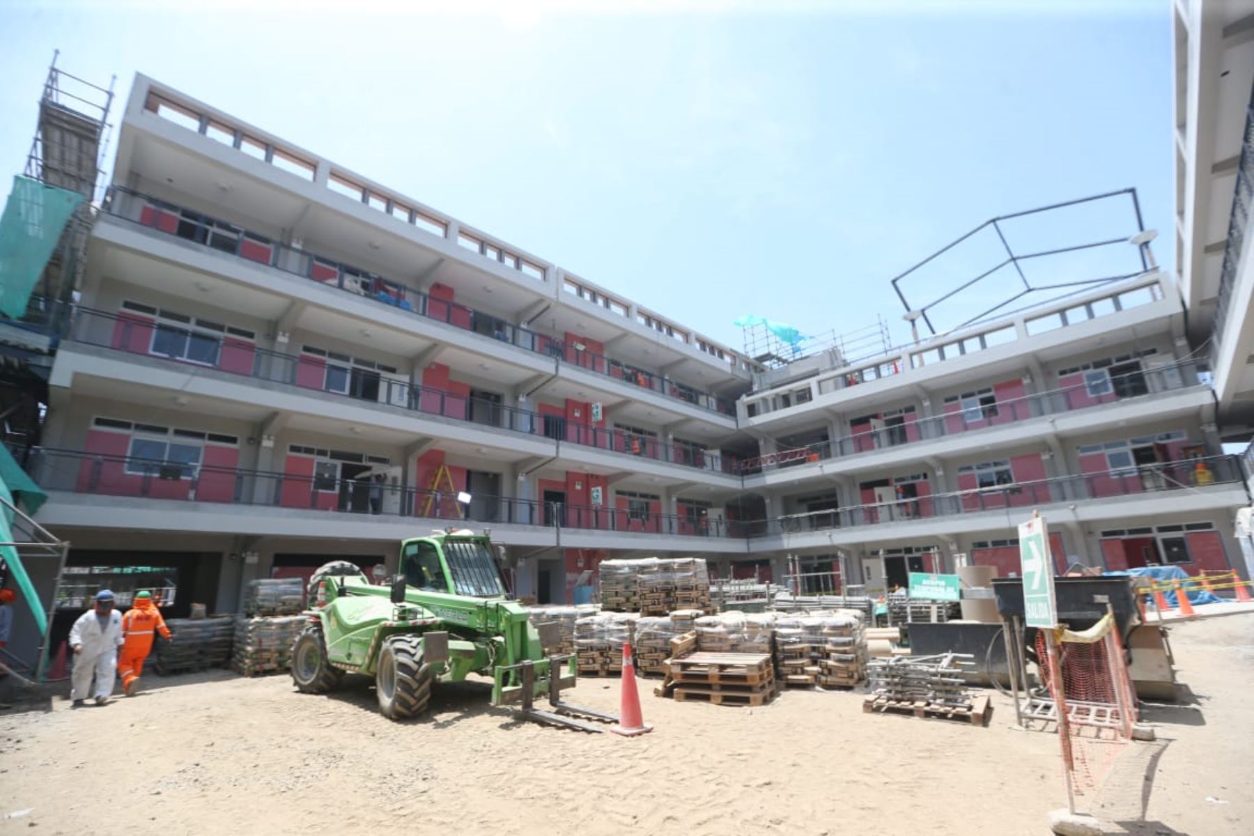 Construcción de colegio bicentenario en Lima. Foto: ANDINA/Difusión