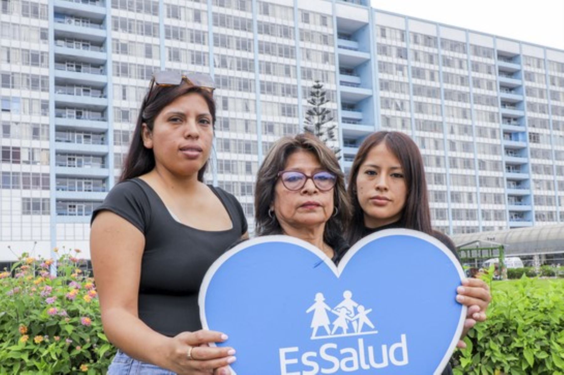 EsSalud: novedoso tratamiento contra el cáncer salva vida a mujer de 64 años. Foto: ANDINA/Difusión